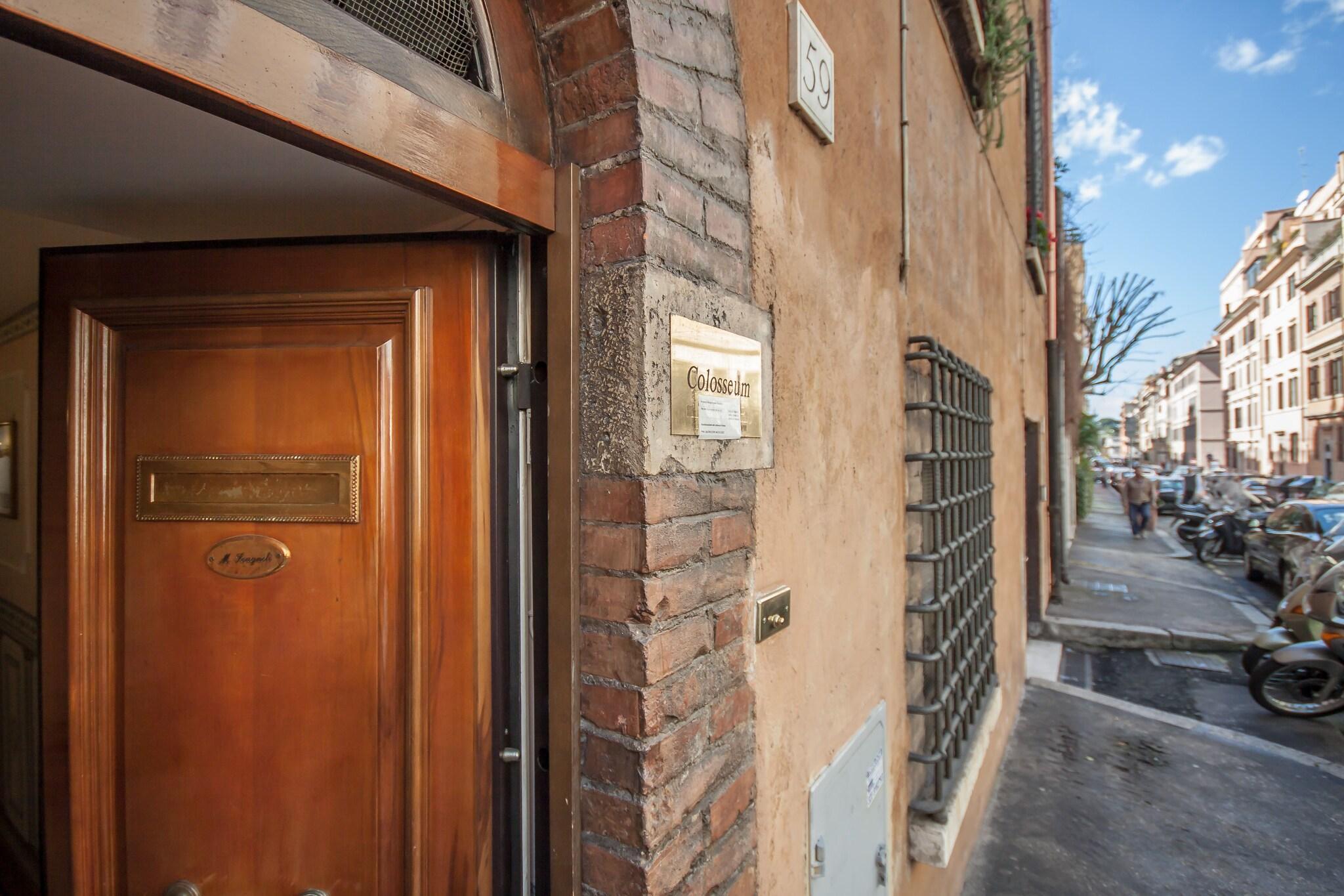 Vista Exterior Colosseum B