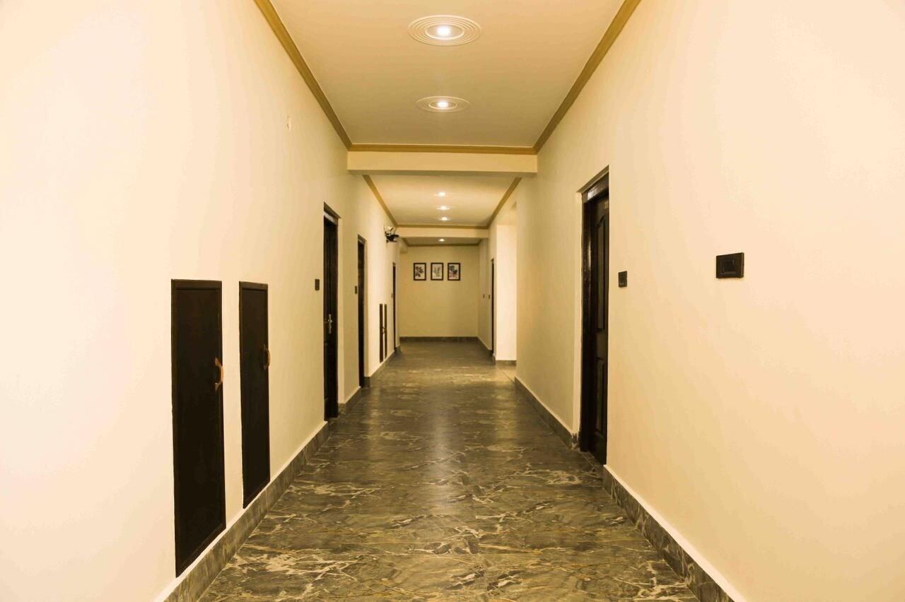 Vista Lobby Hotel Capital City Ladakh