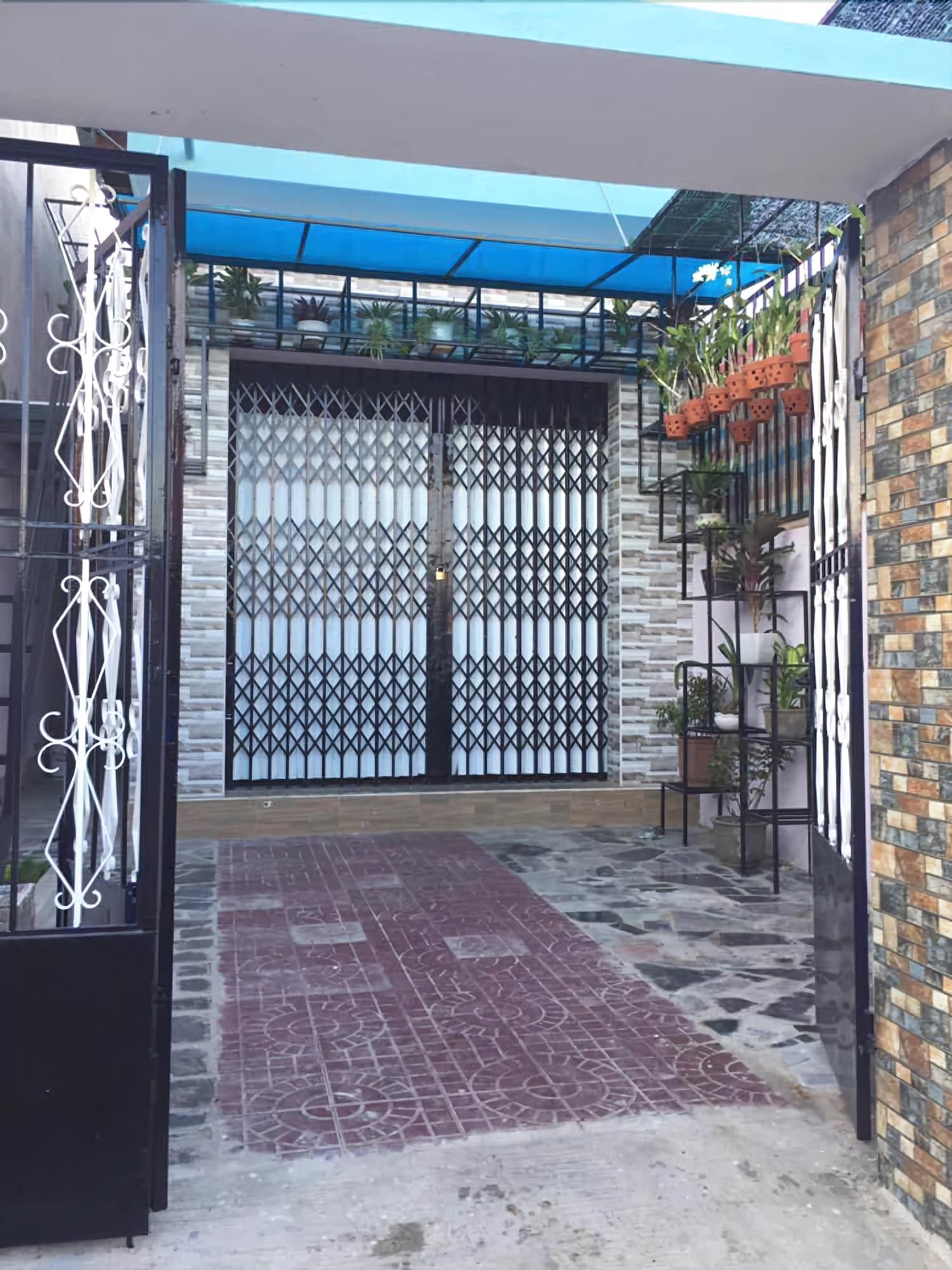 Vista Exterior Venus Homestay Phu Yen - Hostel