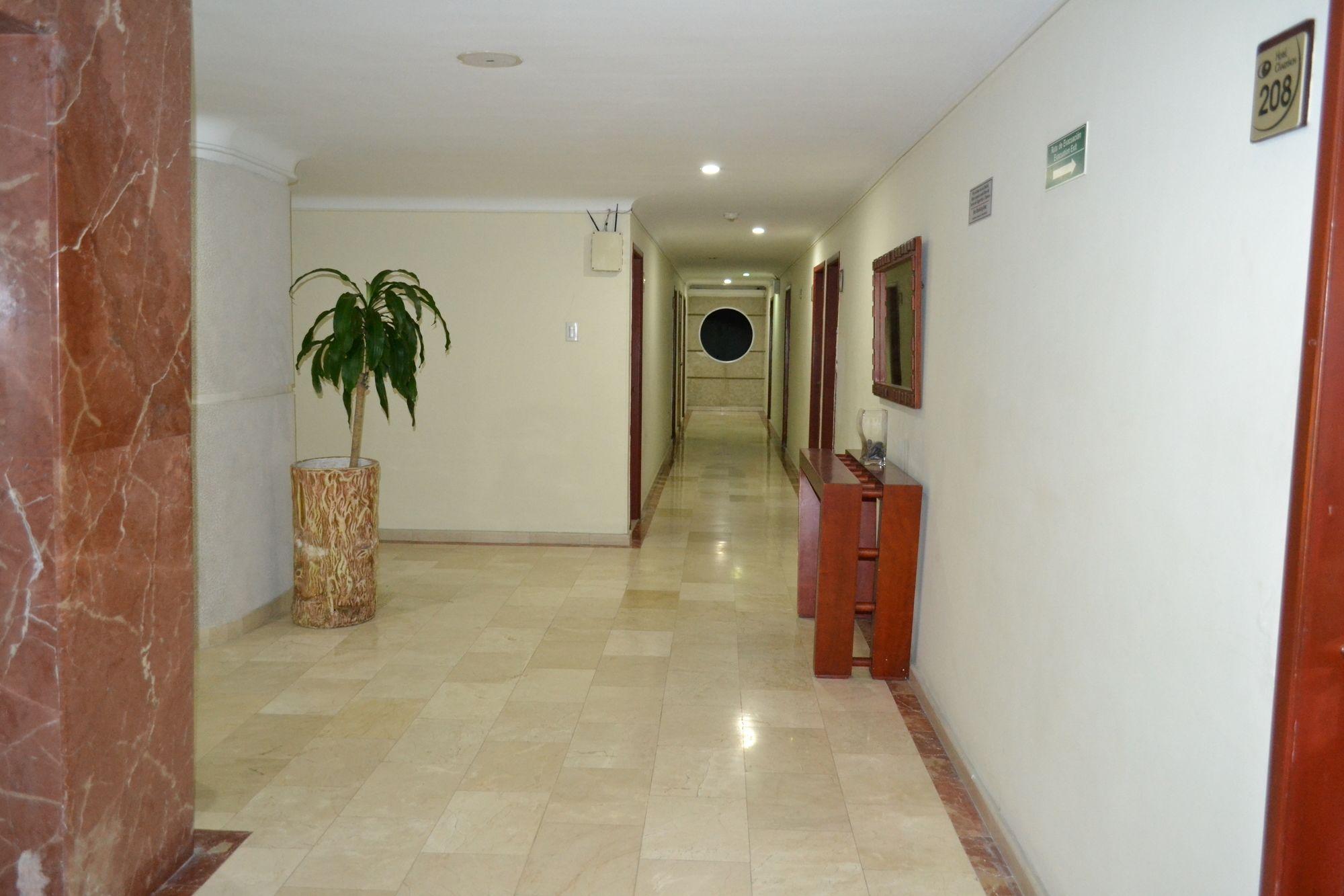Varios Hotel Charthon Barranquilla
