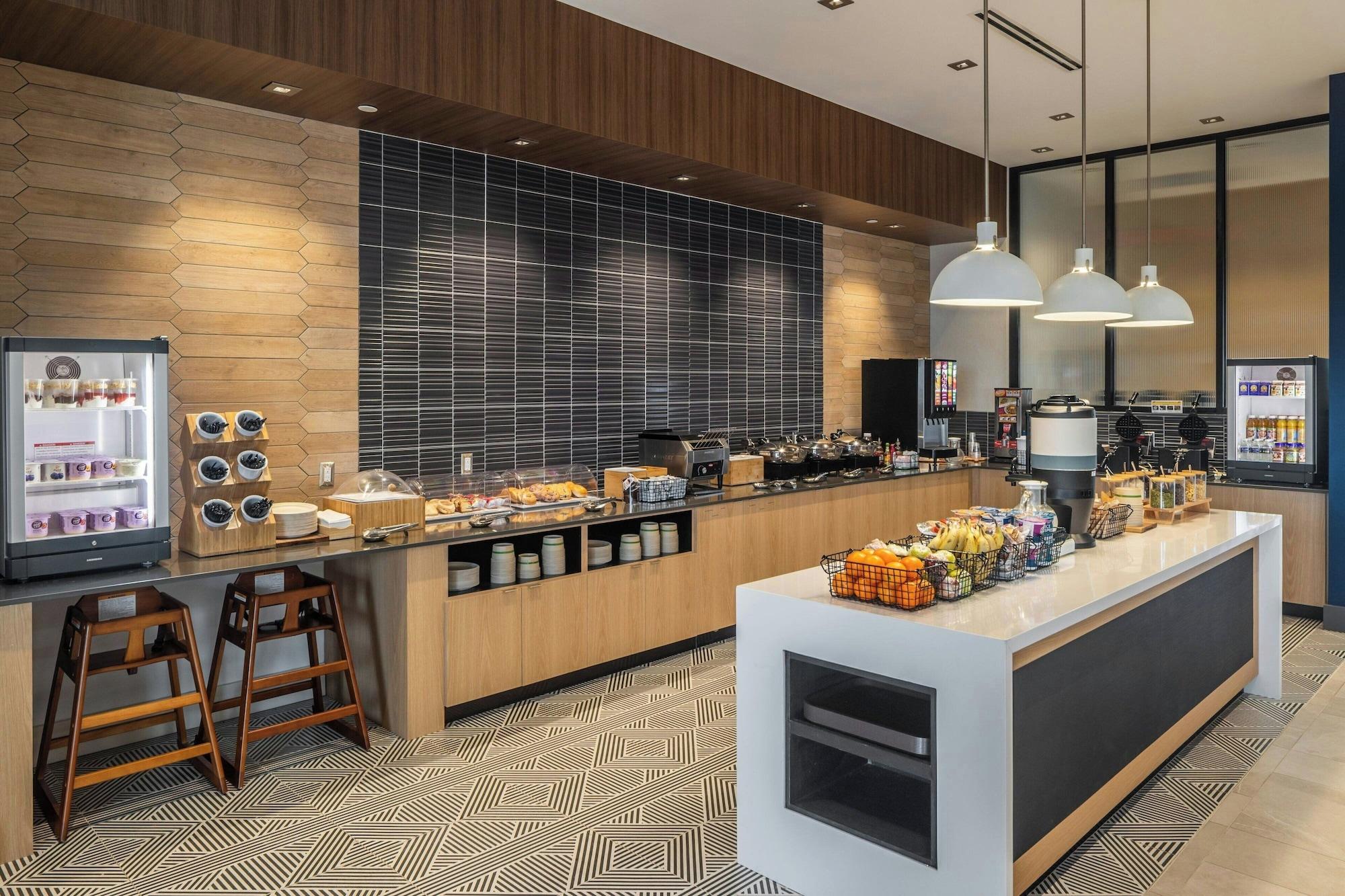 Restaurant Springhill Suites BY Marriott Canfield