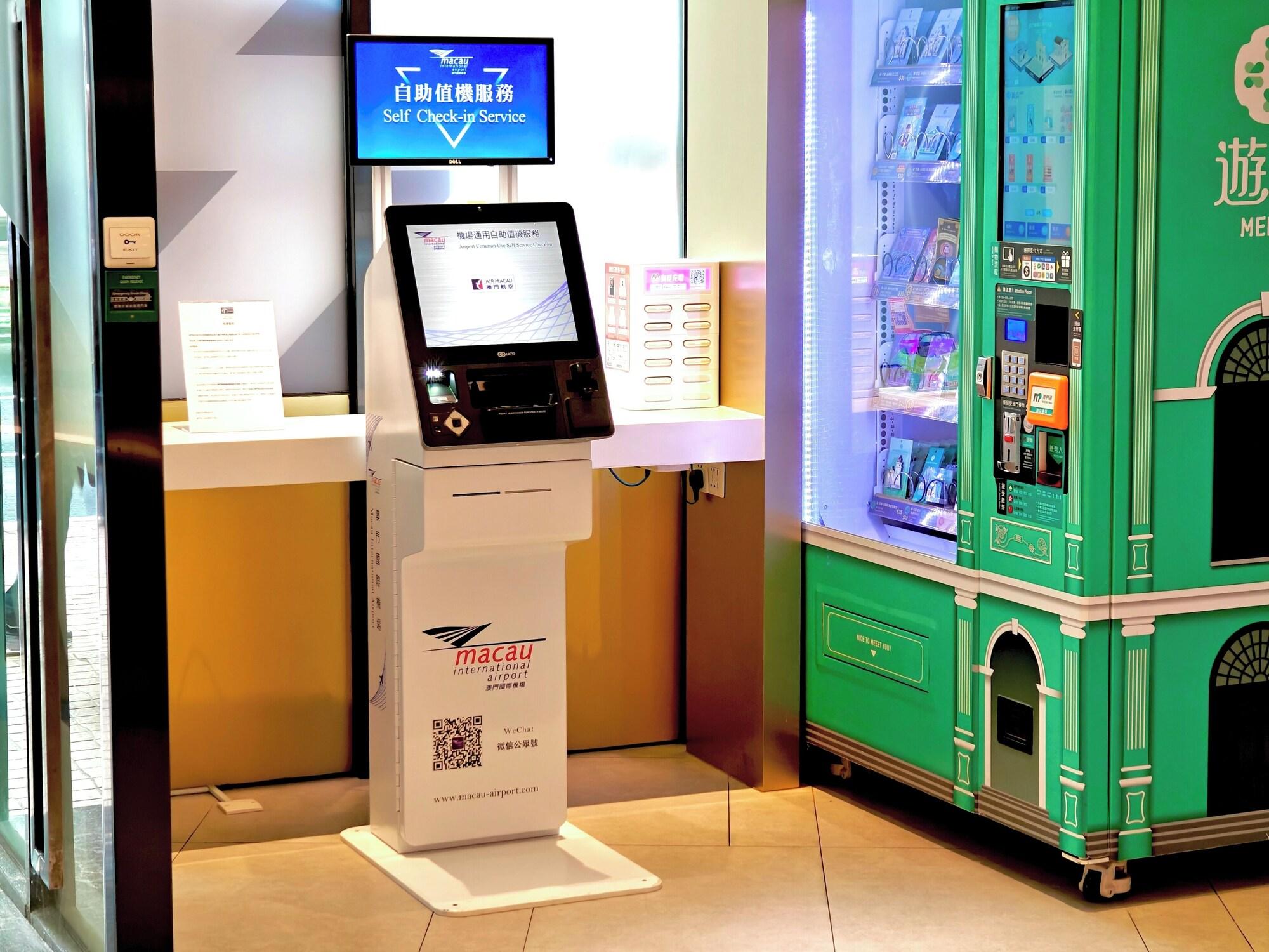 Vista Lobby Holiday Inn Express Macau City Centre by IHG