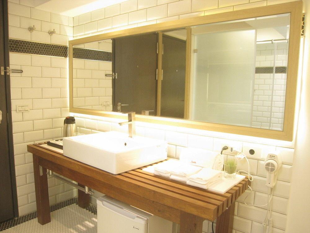 Set de Habitación Formosa Boulevard Station Garden Hotel