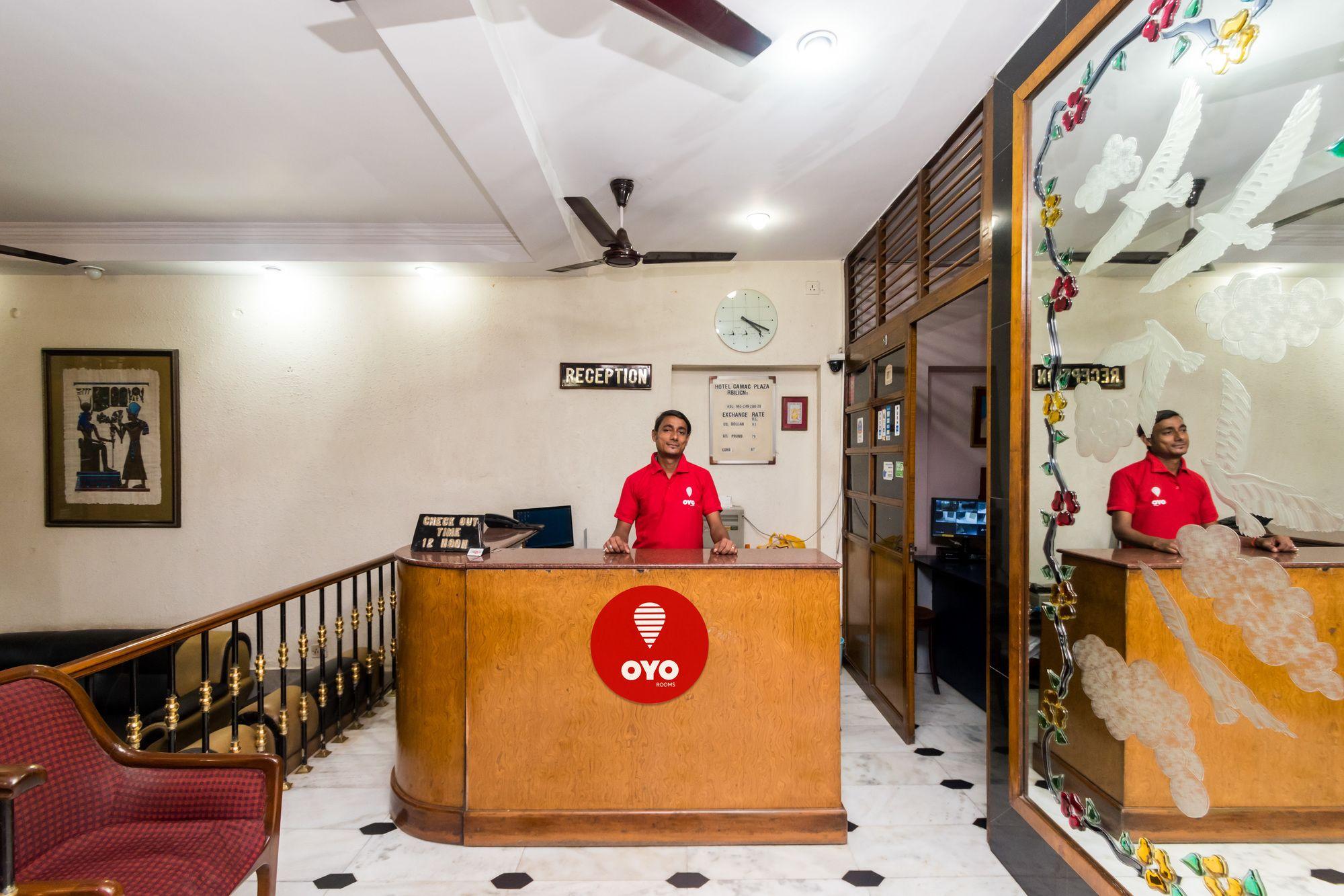Vista Lobby OYO 4621 Hotel Camac Plaza