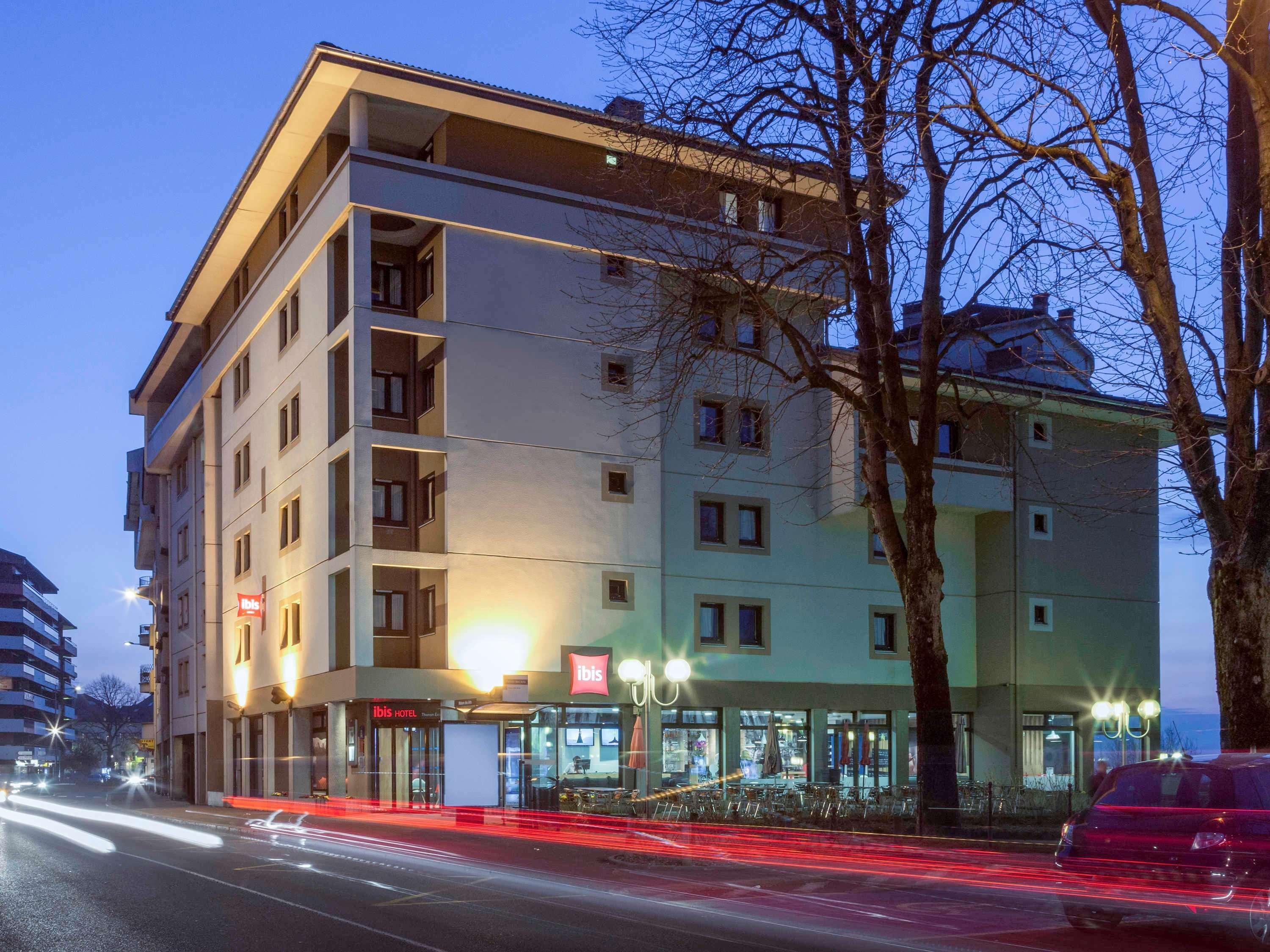 Vista Exterior ibis Thonon Evian