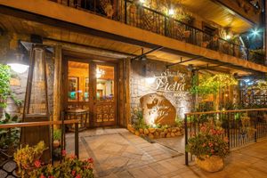 Alojamiento - Giardino di Pietra Hotel