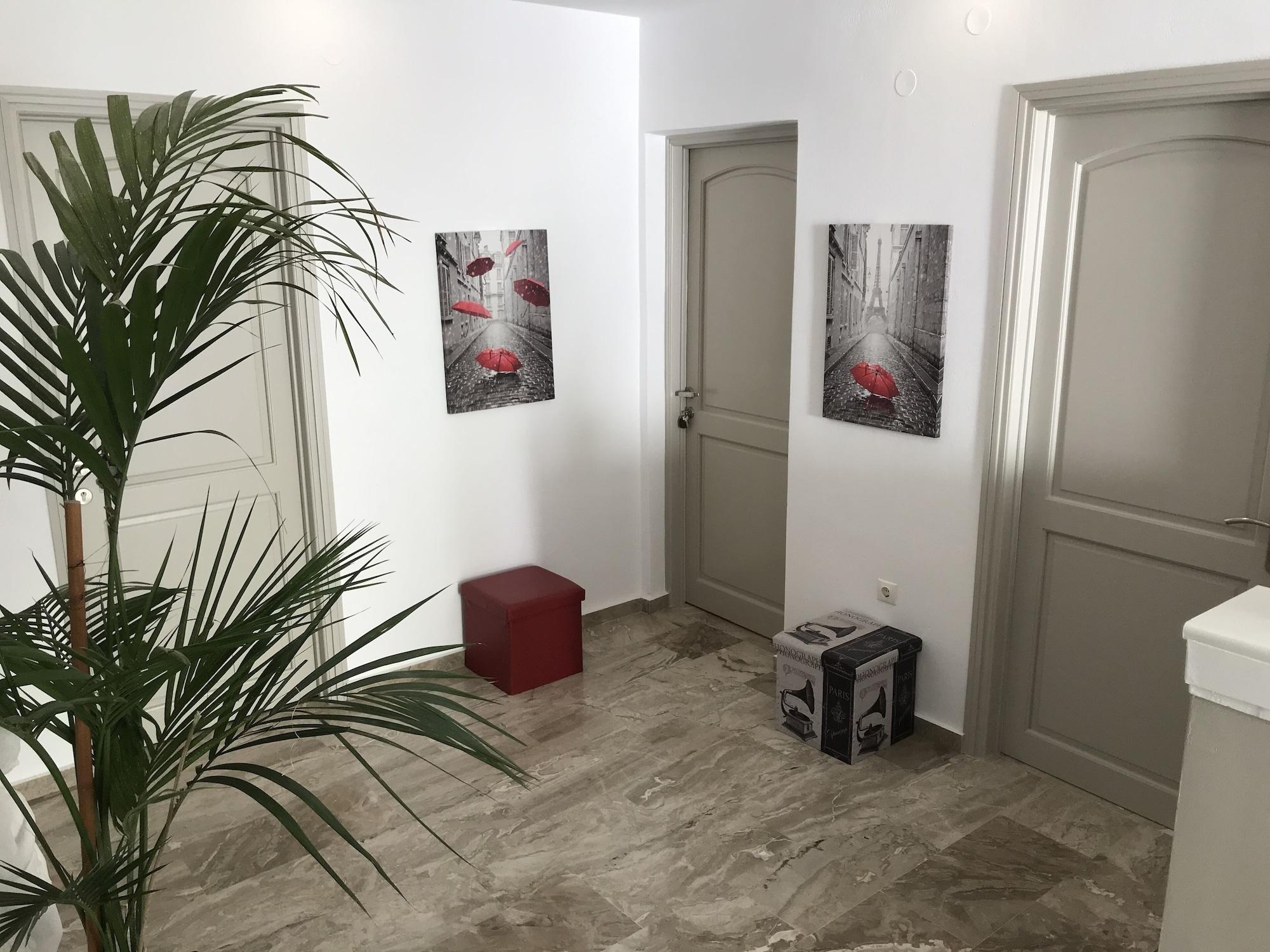 Vista Lobby Vassiliki Rooms