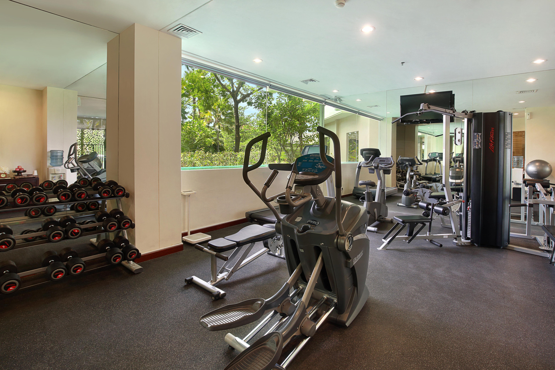 Gimnasio The Seminyak Beach Resort & Spa
