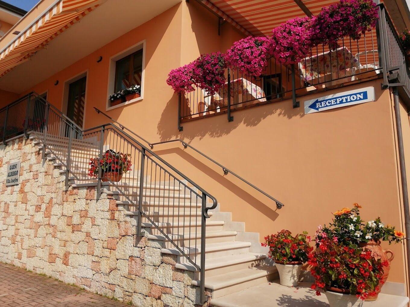 Vista Exterior Villa Josefine Fron Lake - Adults Only