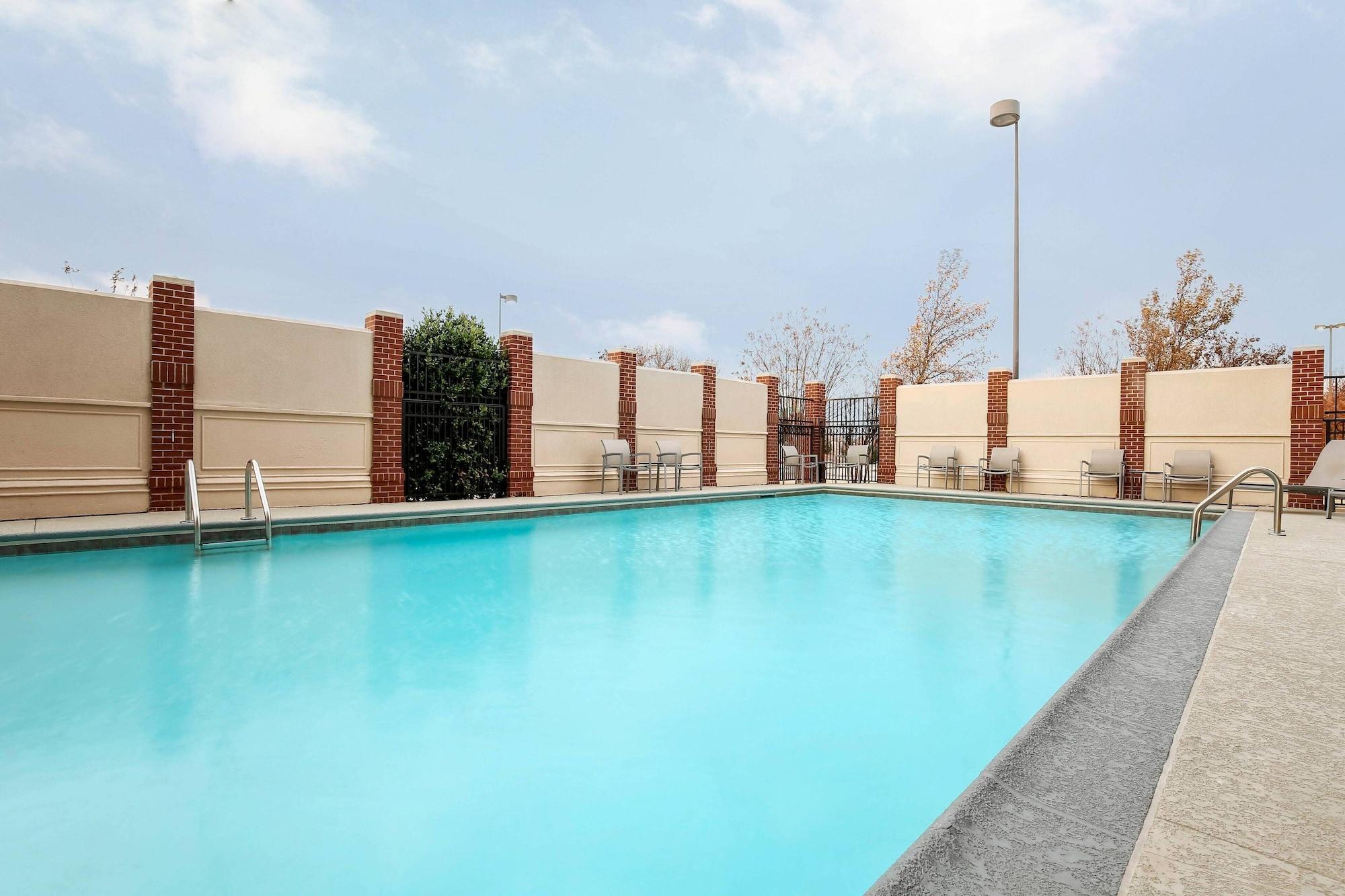 Vista Piscina Springhill Suites Marriott Quail Springs