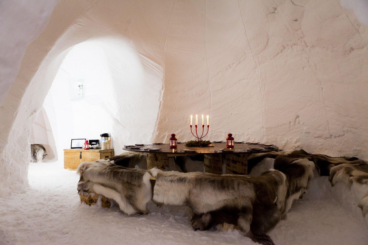 Varios Blacksheep Village Igloo Chamrousse