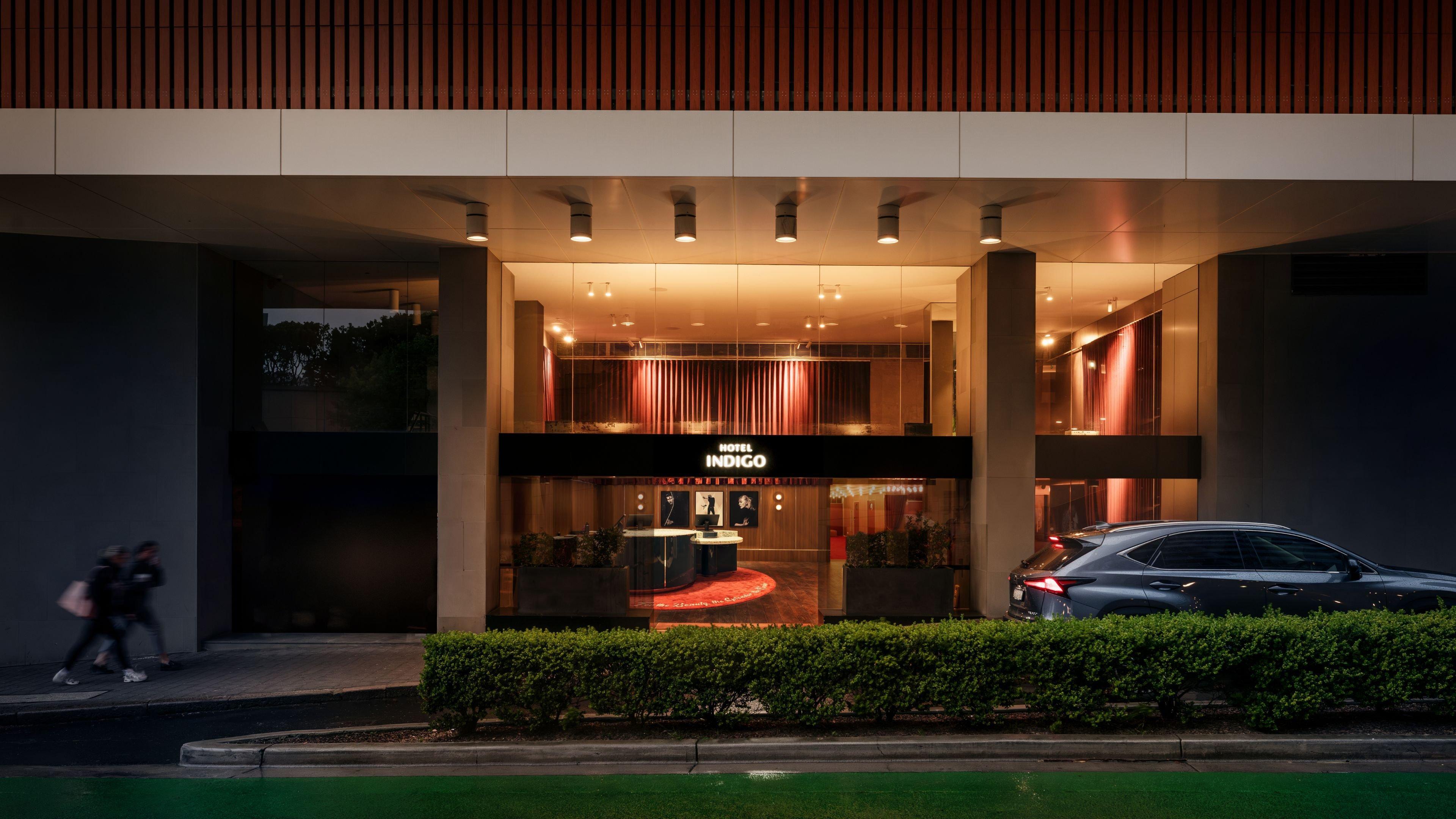 Vista Exterior Hotel Indigo Sydney Potts Point by IHG