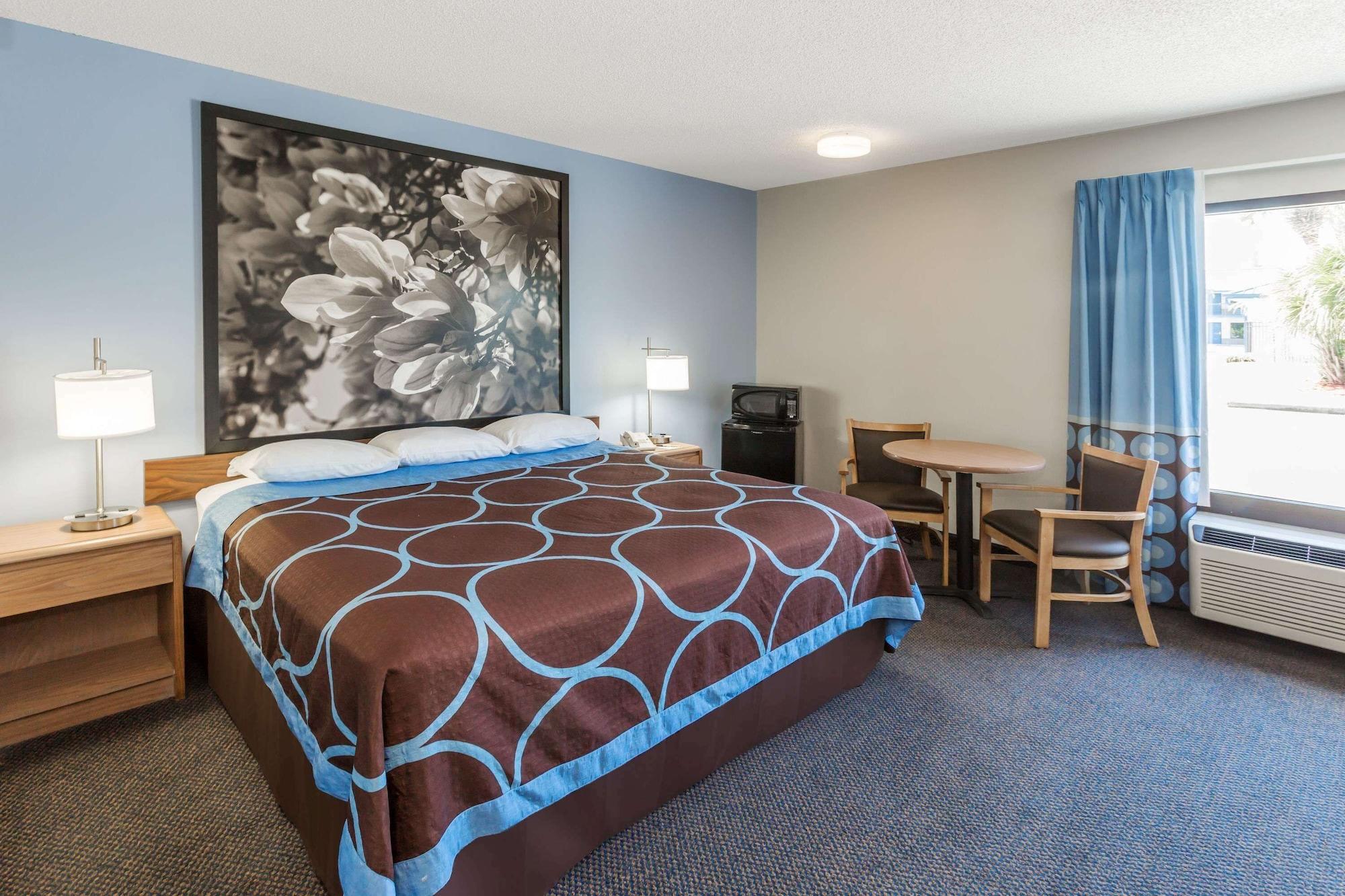 Habitación Super 8 by Wyndham Valdosta GA I-75