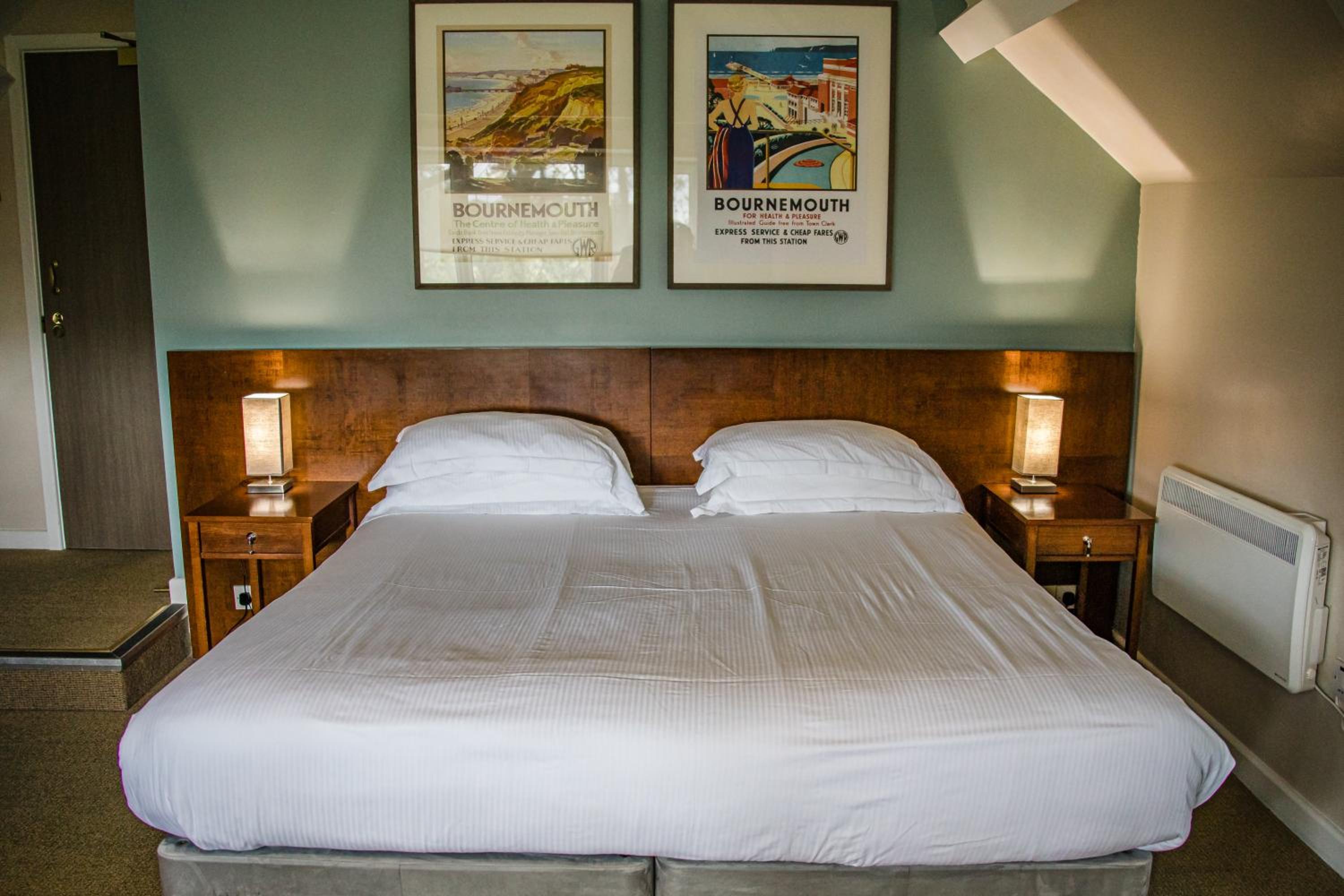 Vista Exterior The Lodge at Meyrick Park