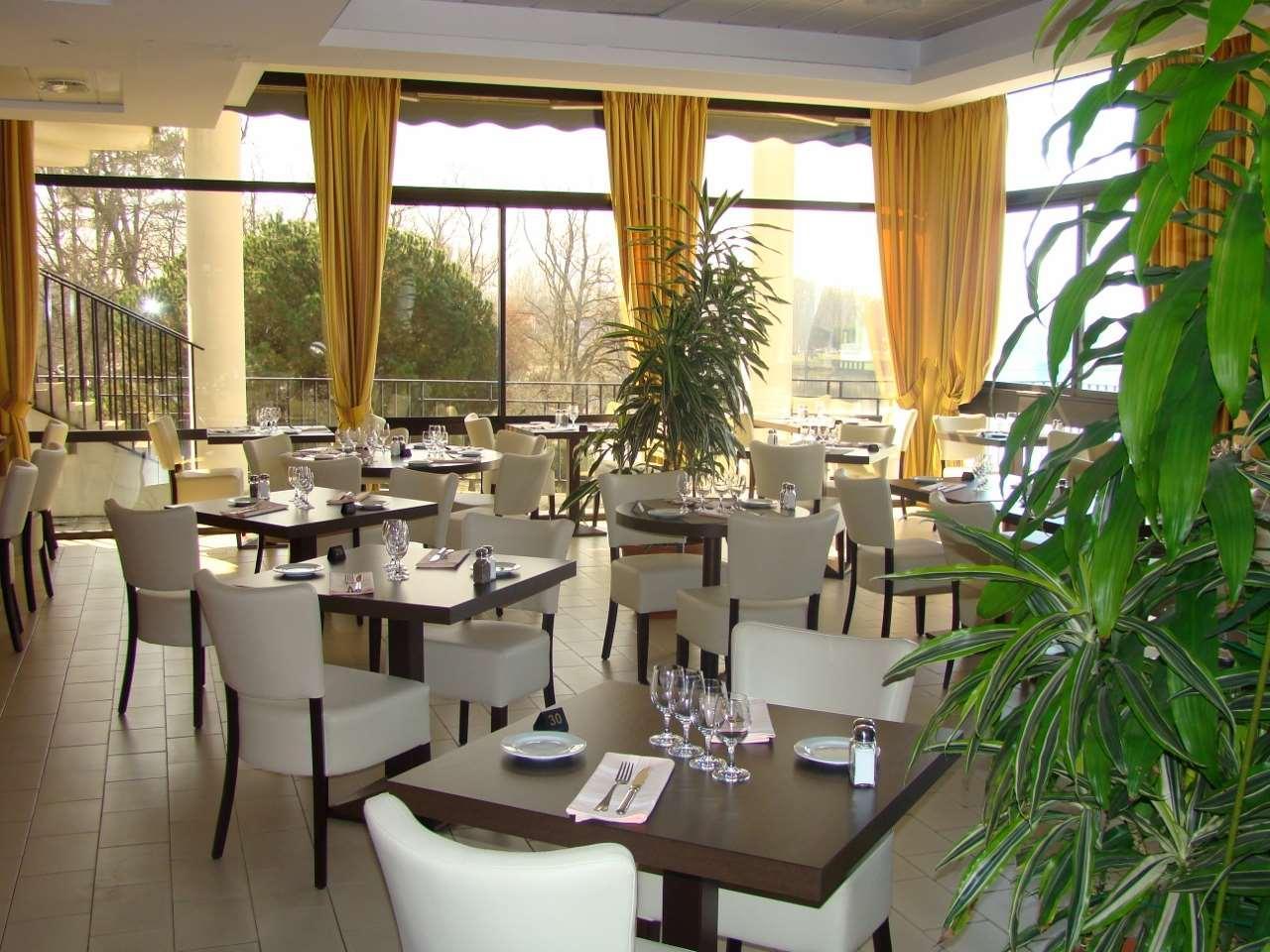Restaurant Brit Hotel Du Lac St Paul Les Dax