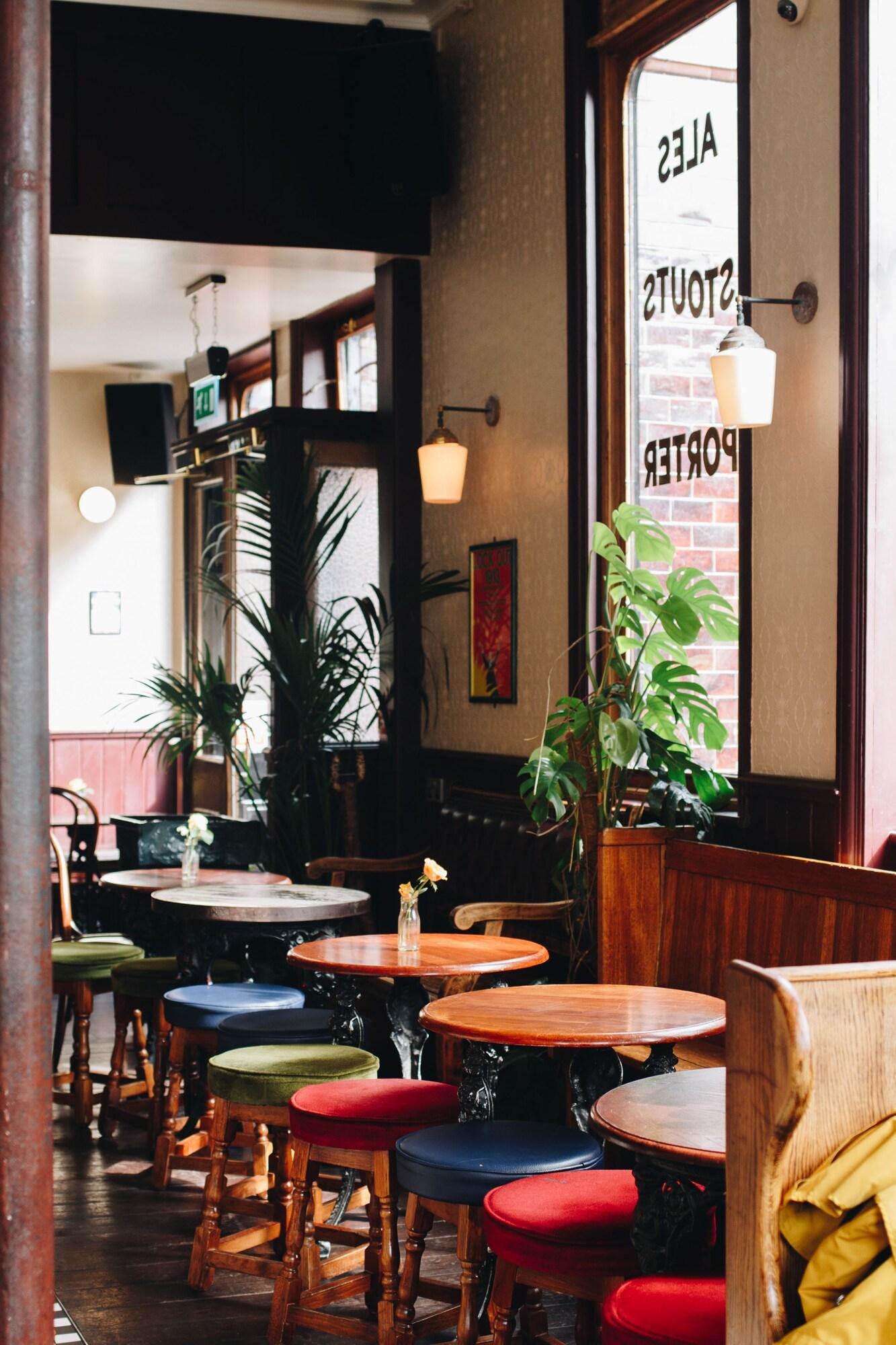 Bar/Salón Camden Enterprise Hotel & Pub