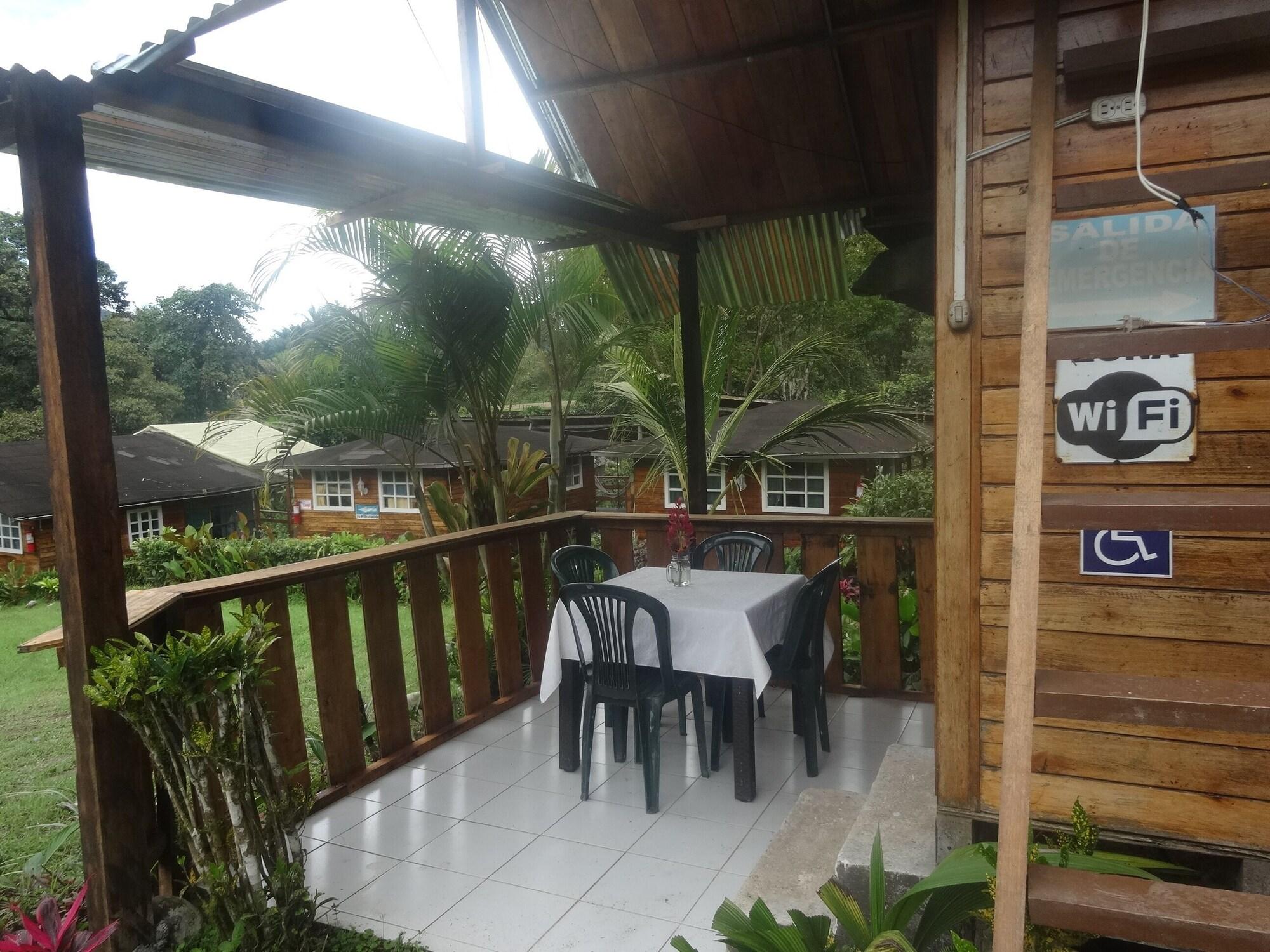 Restaurant Hosteria cabañas la Estancia Mindo