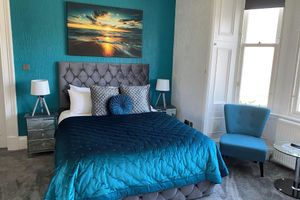 Alojamiento - Ashburn House De Luxe B&B