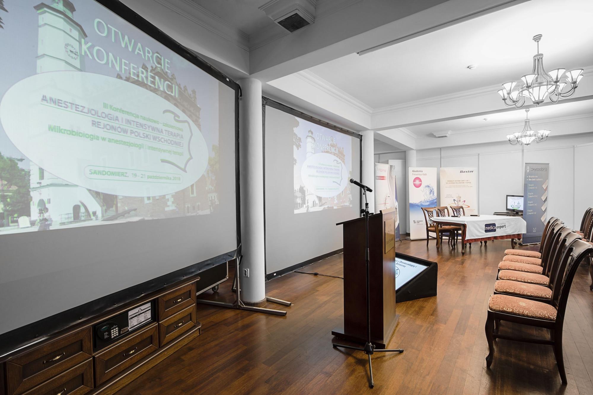 Sala de Reuniones Hotel Sarmata