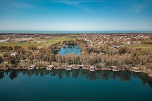 Alojamiento - Laghi Nabi