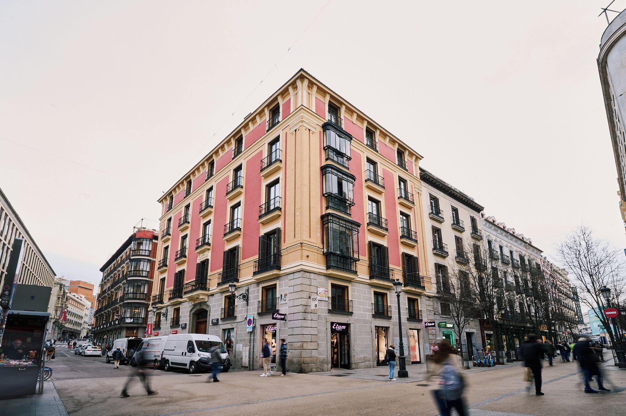 Vista Exterior TOC Hostel and Suites Madrid