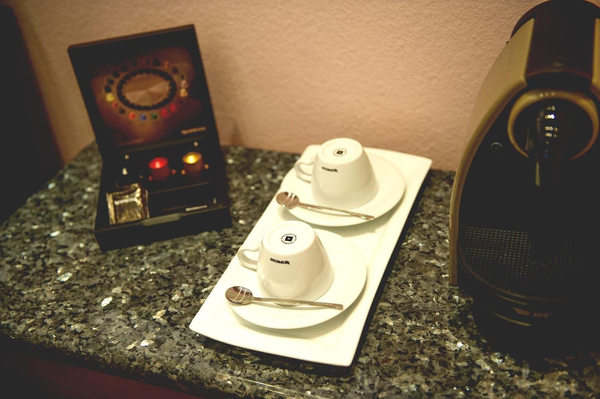 Set de Habitación Hotel Corvinus