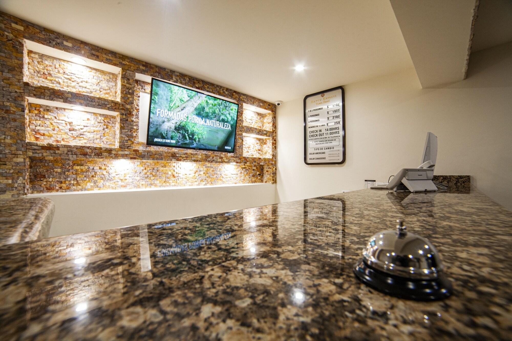 Vista Lobby Mayev Express