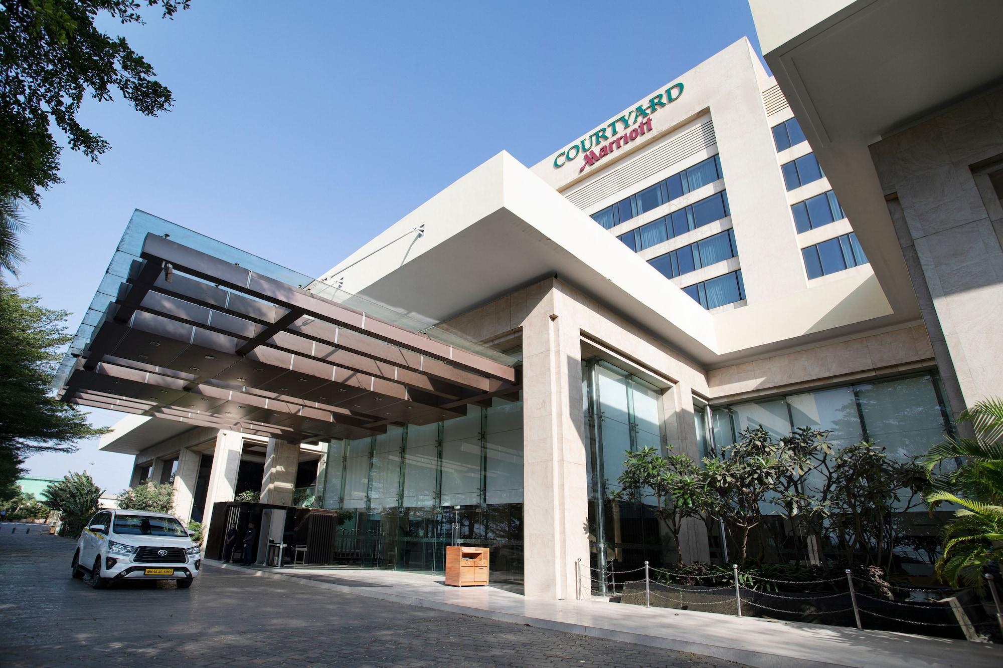 Vista Exterior Courtyard by Marriott Pune Chakan