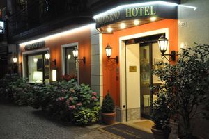 Alojamiento - Hotel Moderno