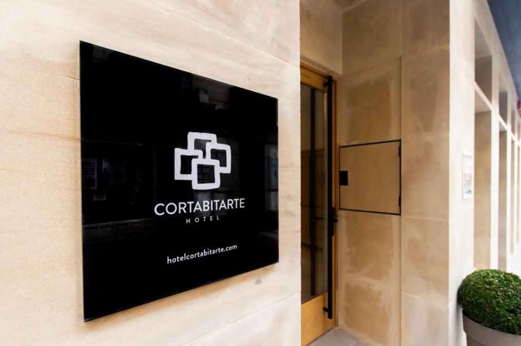 Vista Exterior Hotel Cortabitarte