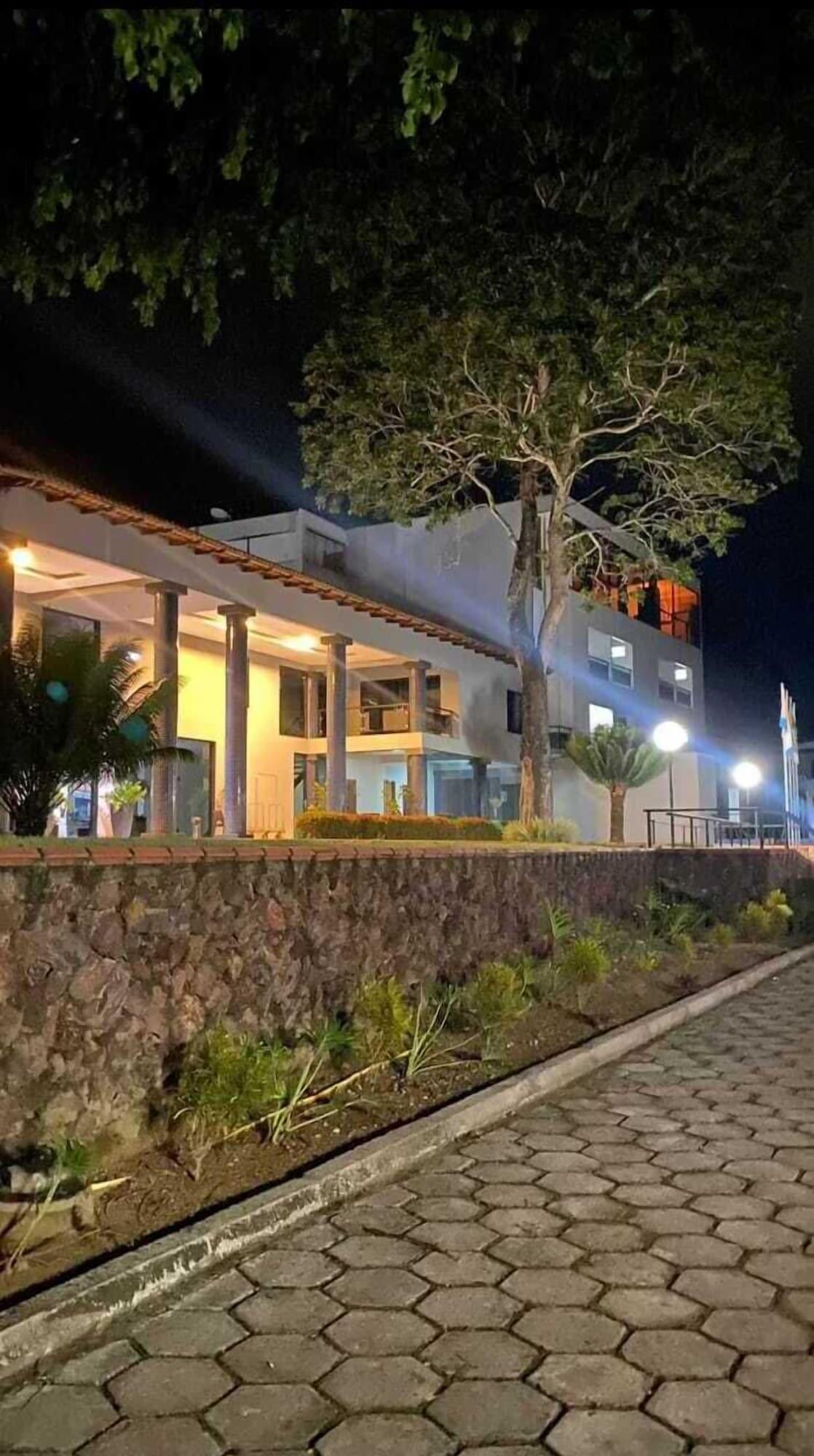 Vista Exterior Toddes exclusive resort