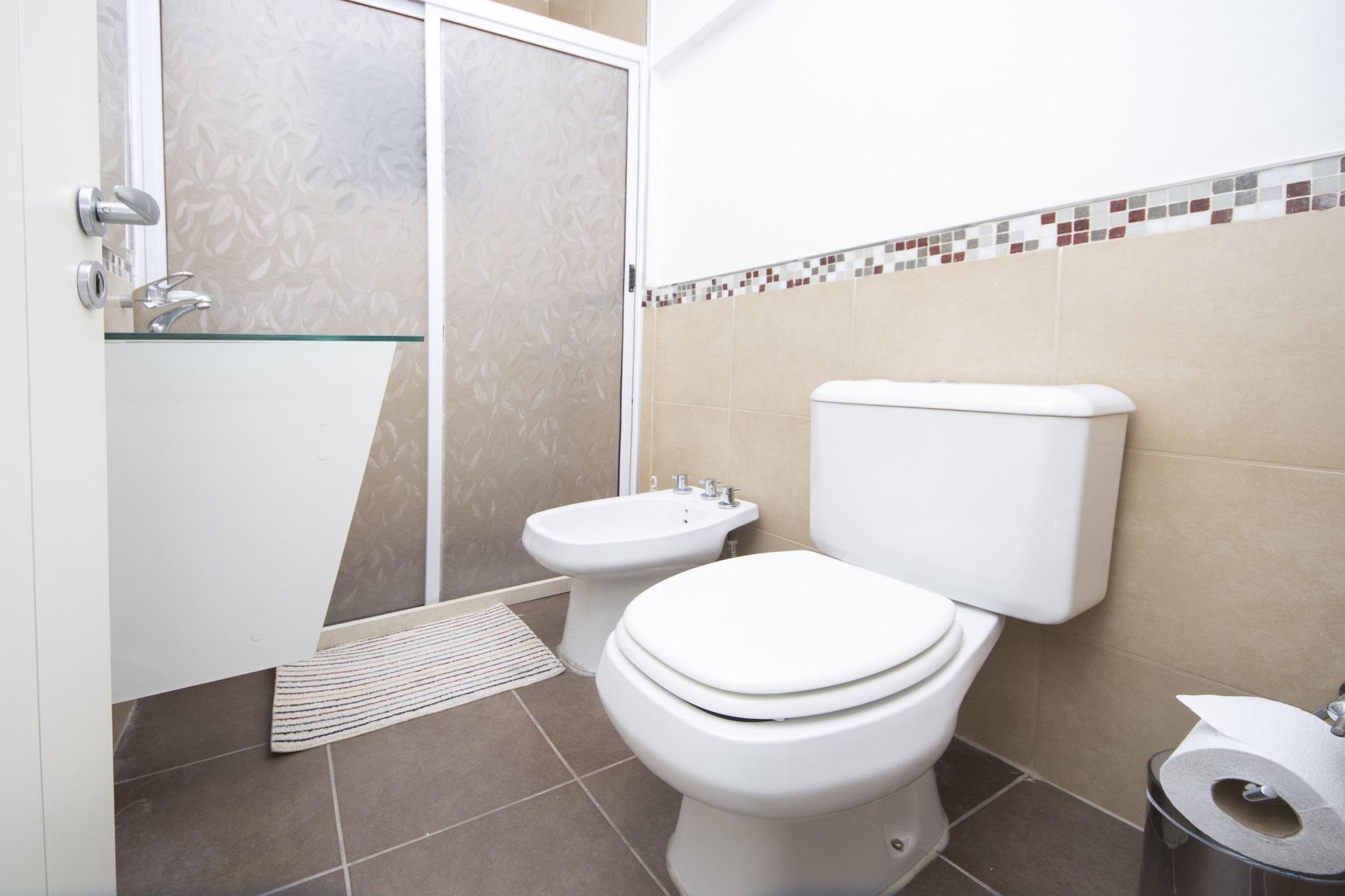 Equipamiento de Habitación Bvd. Illia AX8