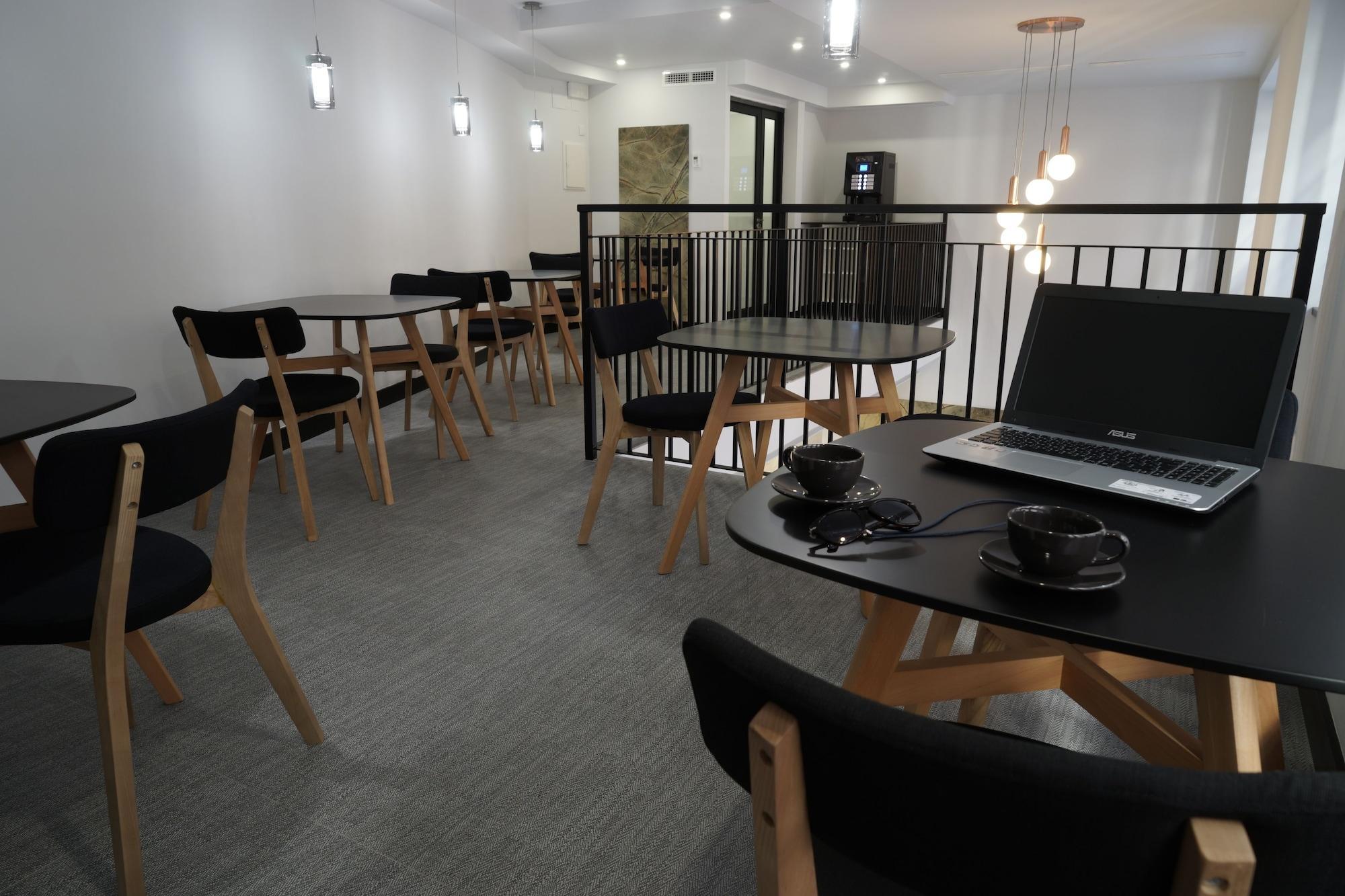 Restaurant MD Design Hotel Portal del Real