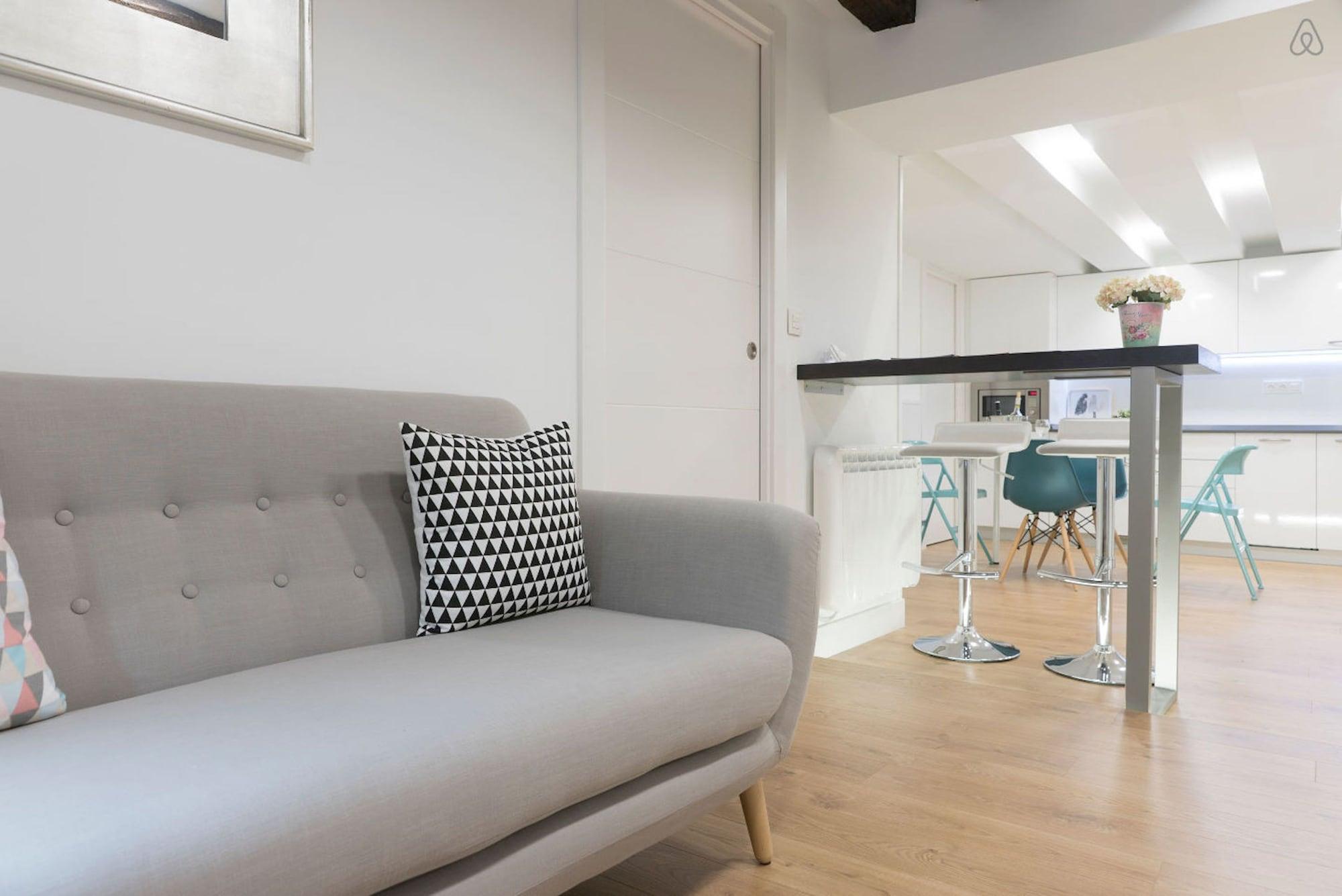Comodidades del Alojamiento LUXURY IN OLD TOWN NEAR BEACH - by SanSebastianApartments.es