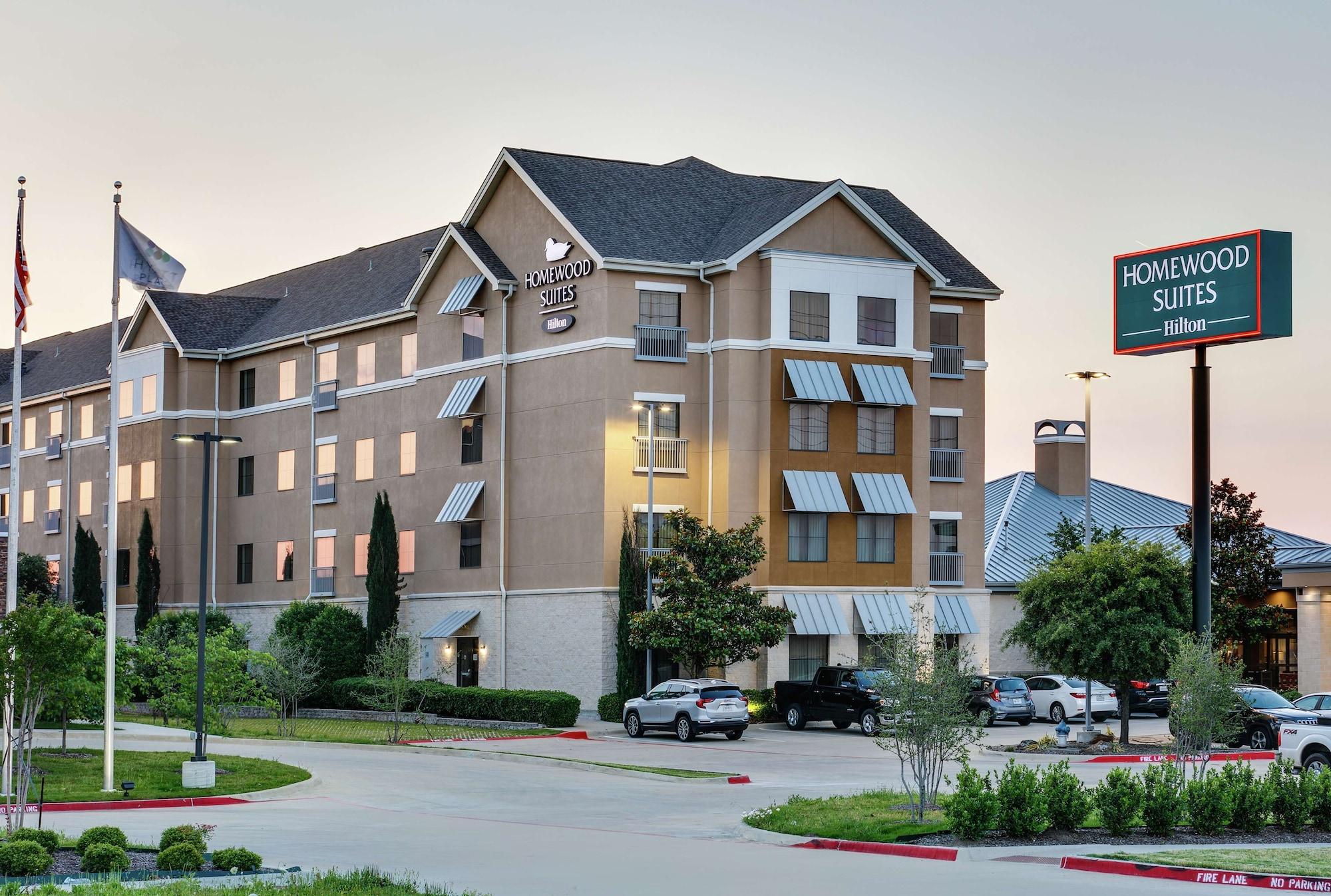 Vista Exterior Homewood Suites Dallas Allen