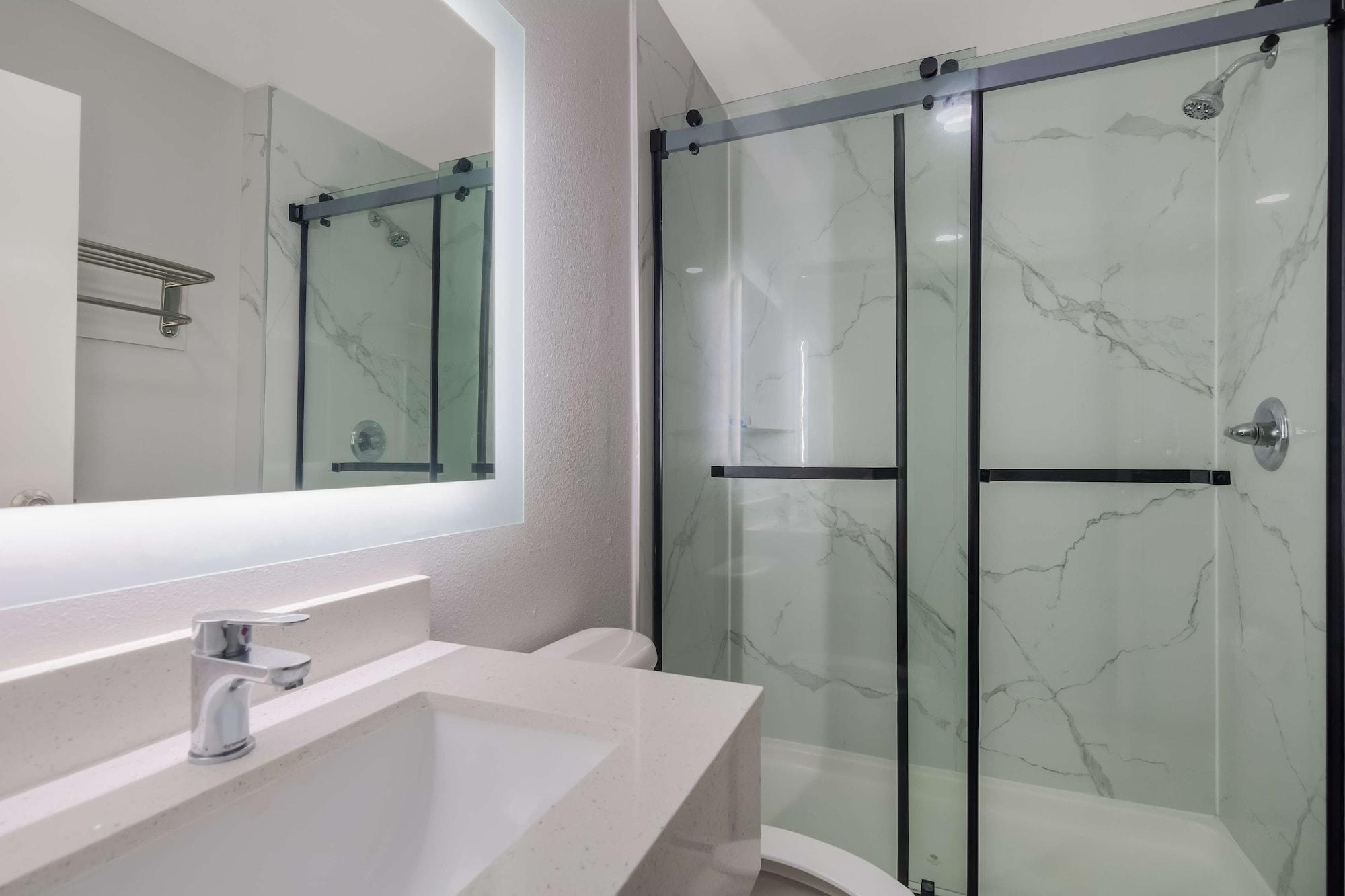 Equipamiento de Habitación Americas Best Value Inn & Suites Lake Charles at I-210 Exit 5