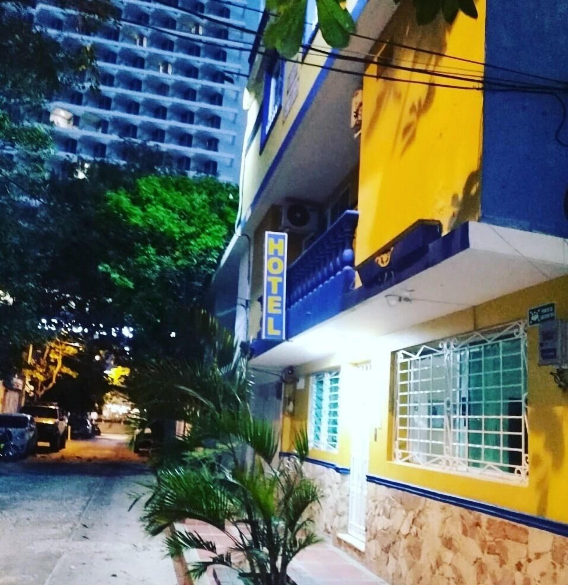 Varios Hotel Paisamar