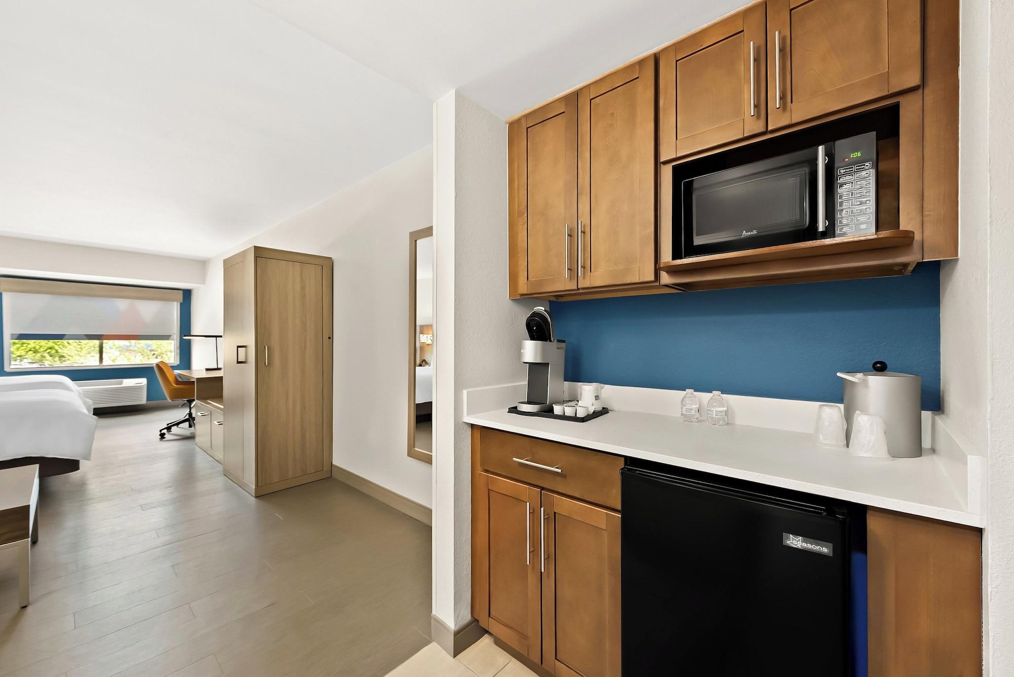 Habitación Holiday Inn Express & Suites Raleigh NE - Medical Ctr Area by IHG