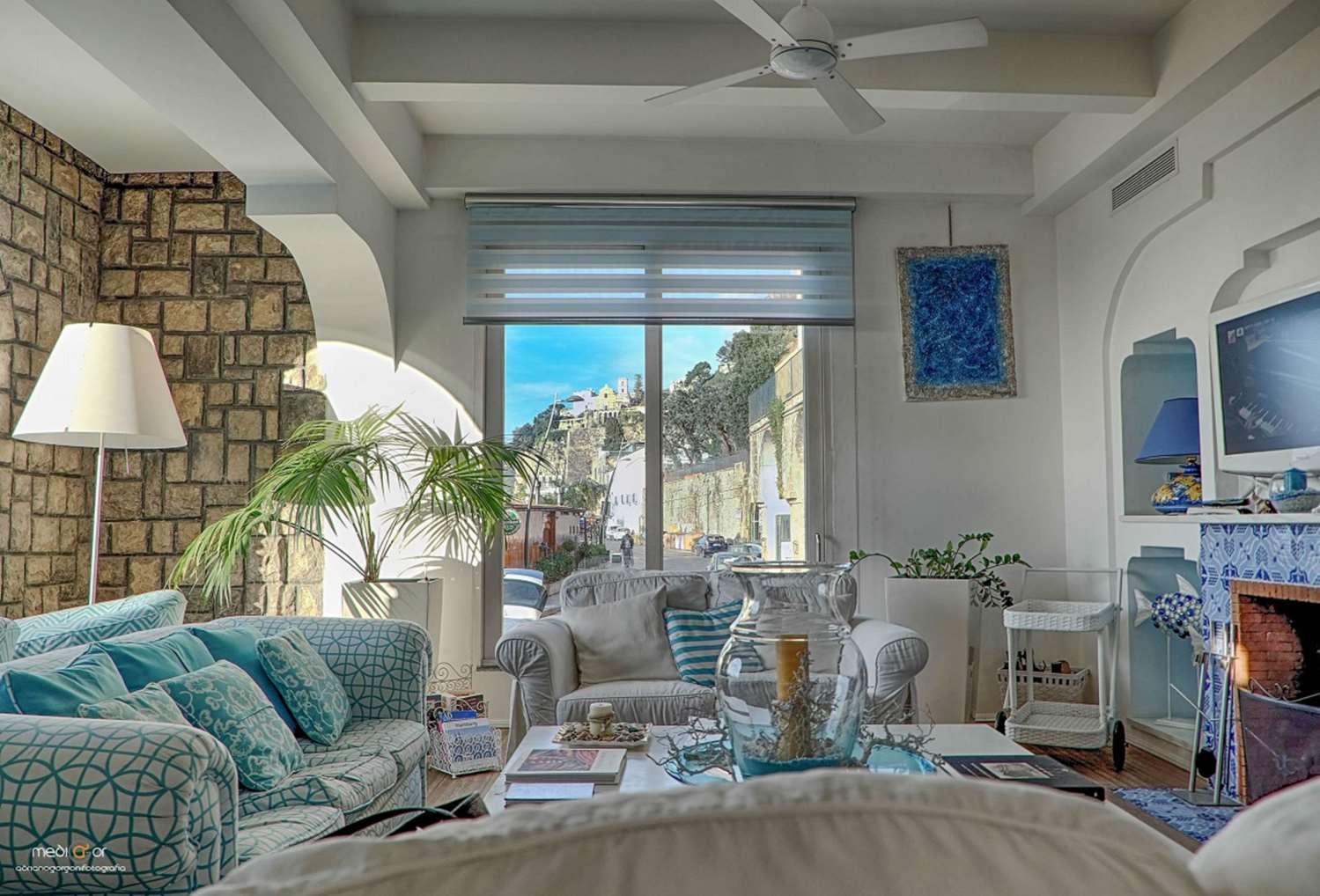 Vista Lobby Le Ancore