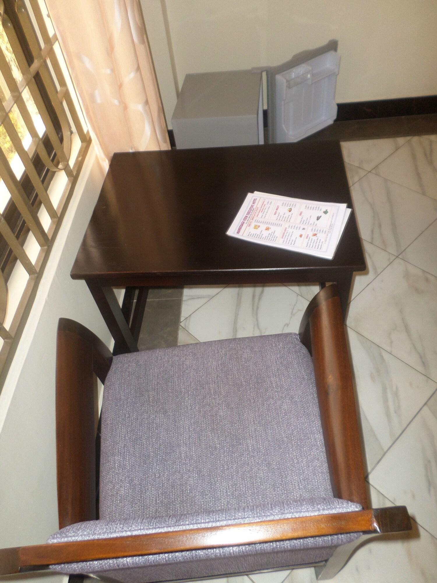 Set de Habitación Mambosasa View Executive Hotel - Sinza