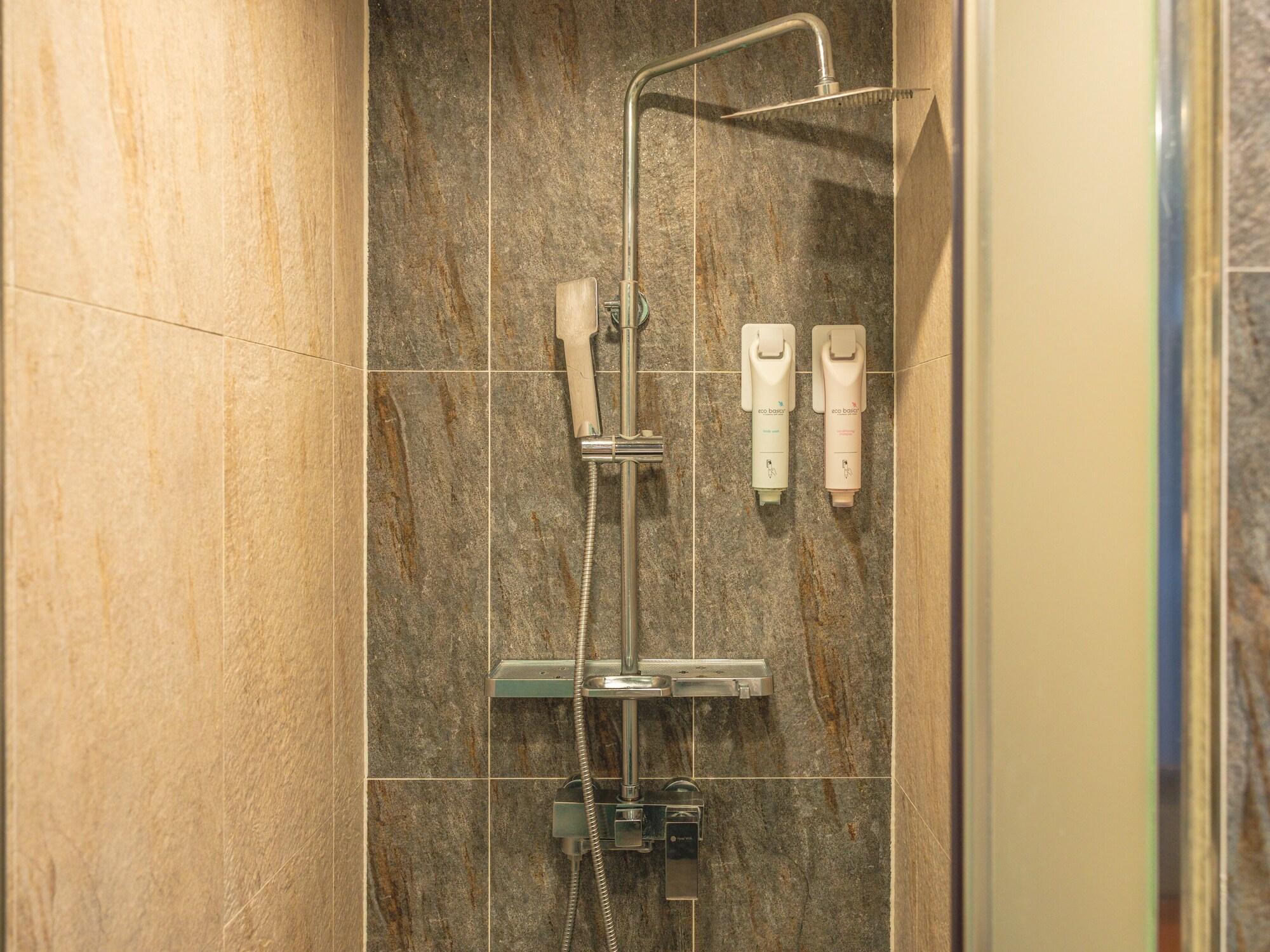 Equipamiento de Habitación HotelWithCity