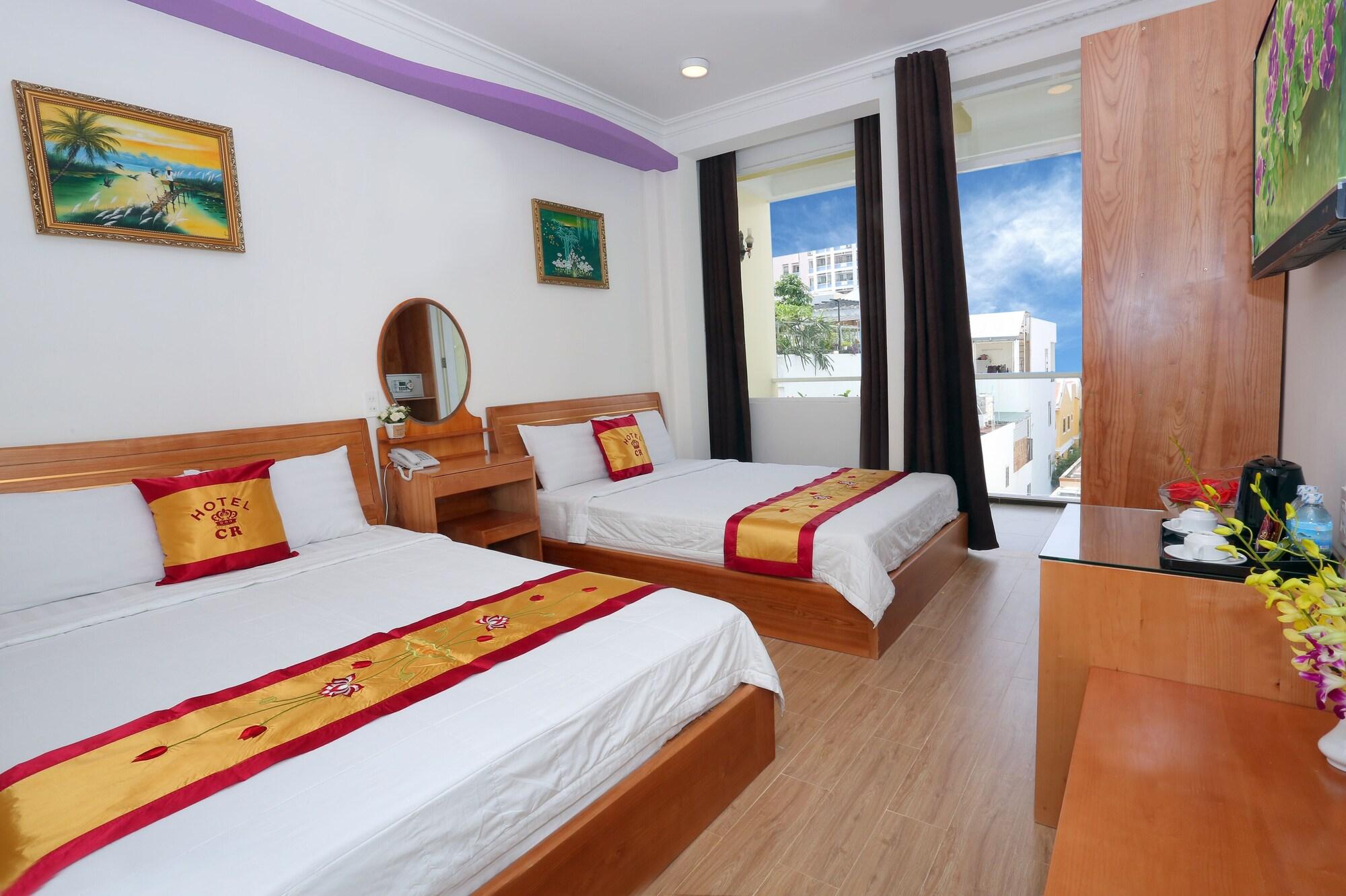Varios CR Hotel