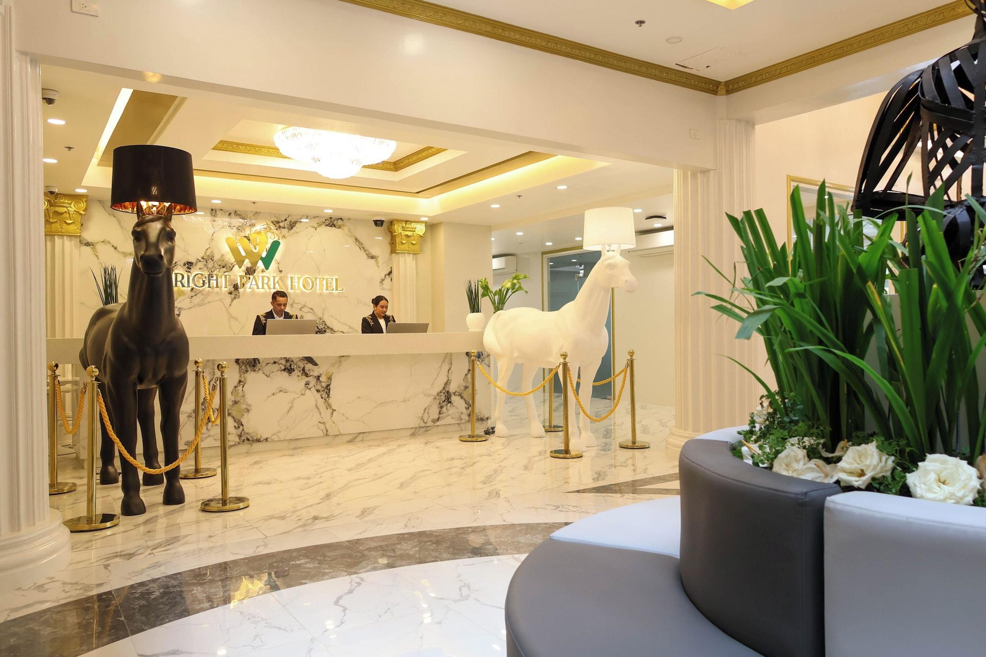 Variados (as) Wright Park Hotel