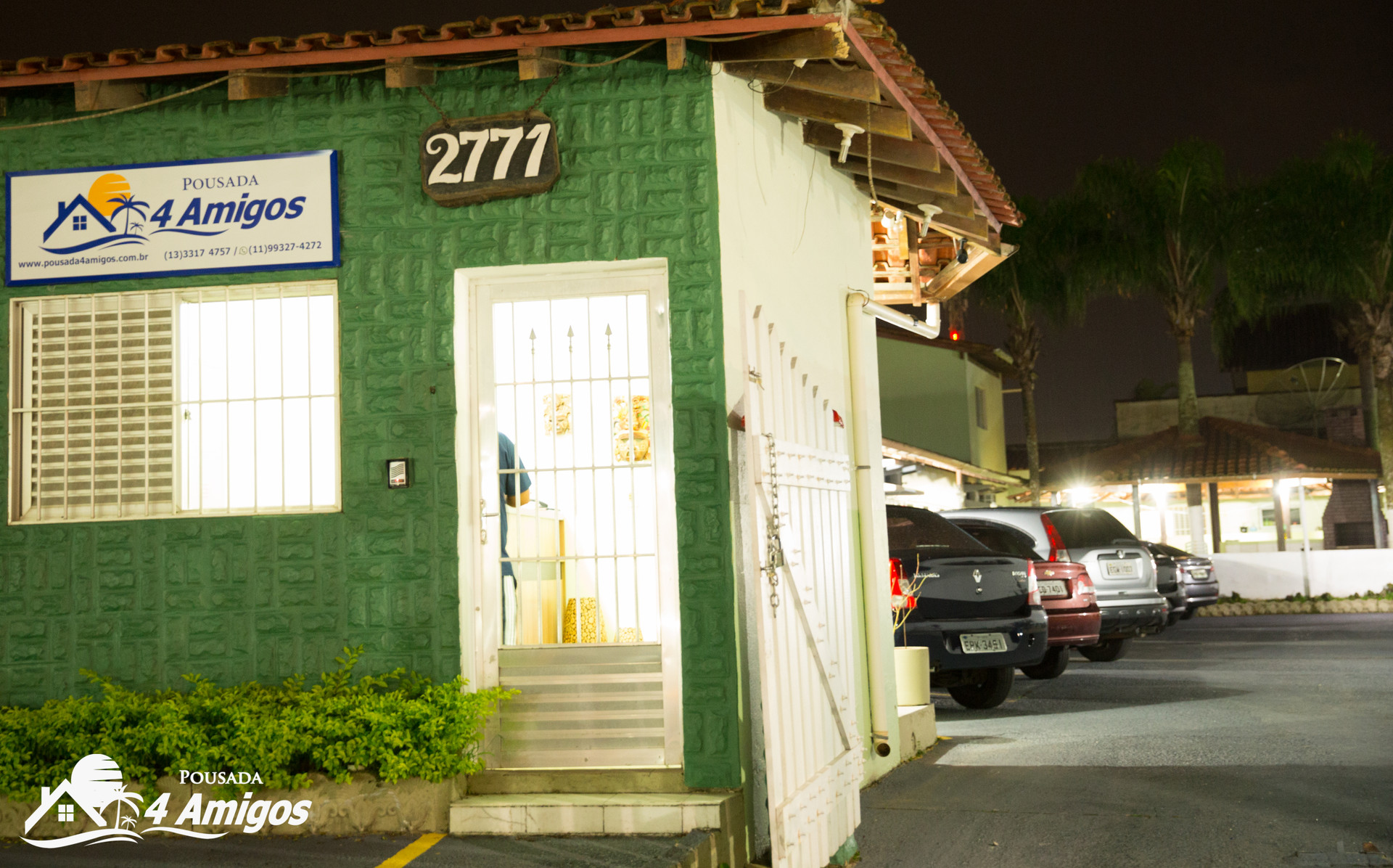 Vista Exterior Pousada 4 Amigos