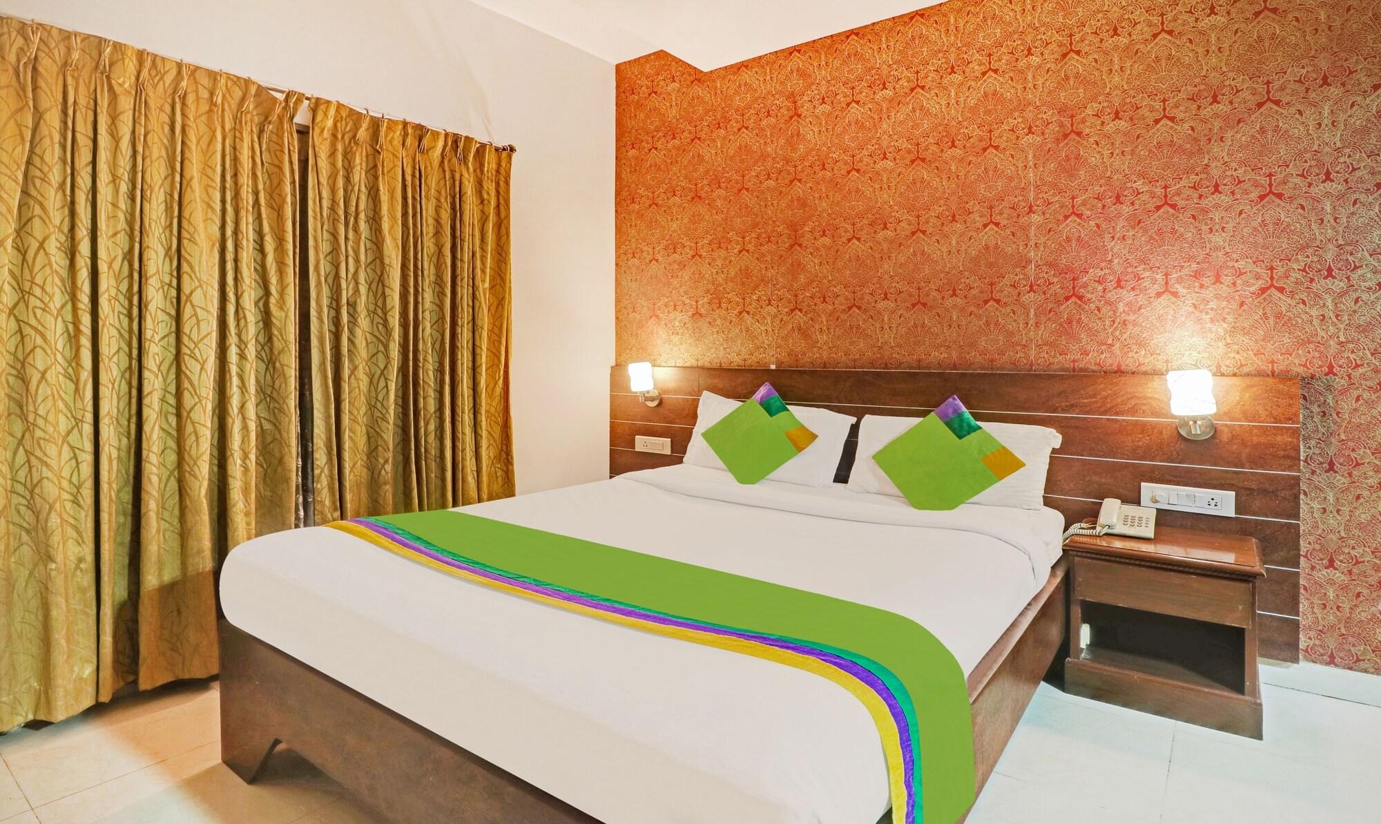 Habitación TreeboTrend Hotel Status Executive Rooms