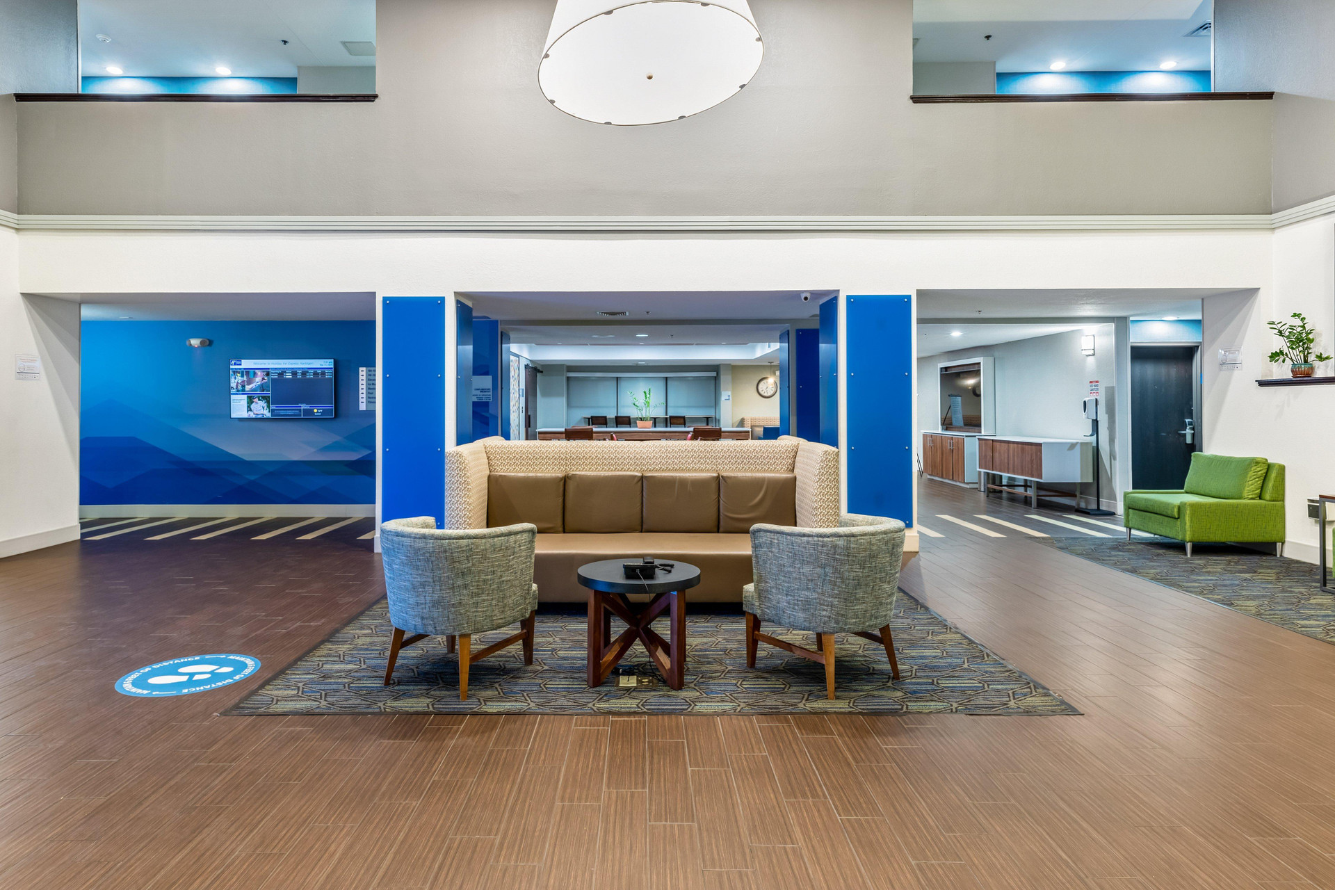 Vista Lobby Holiday Inn Express Harlingen by IHG