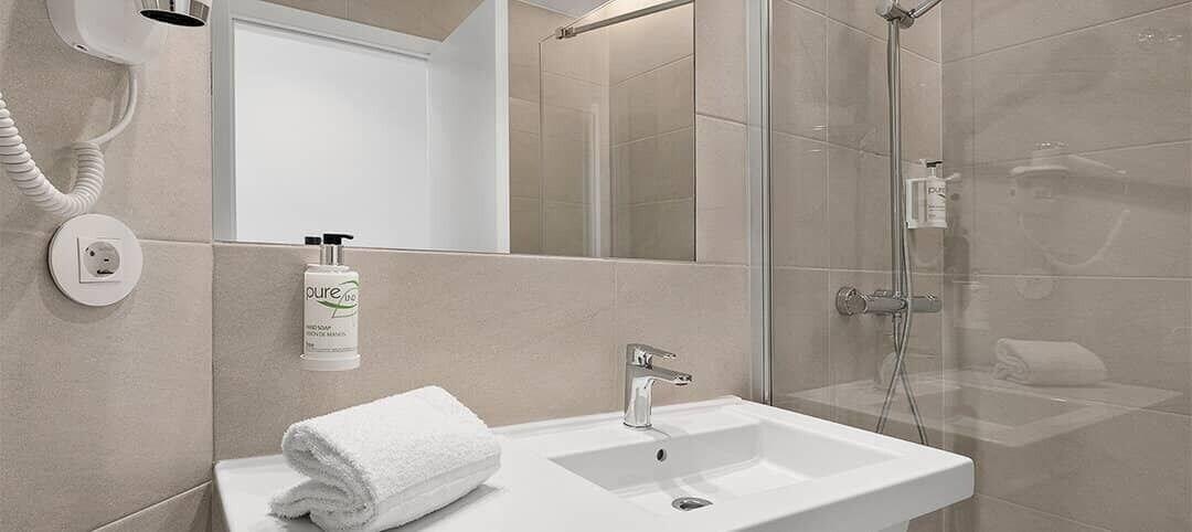 Equipamiento de Habitación B&B Hotel Benidorm Finestrat