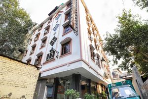 Alojamiento - OYO 29389 Delhi Empire