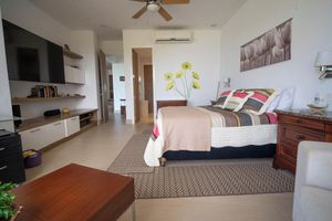 Renta temporal - Spacious 5-bedroom villa with AC and WiFi in welcoming Cartagena