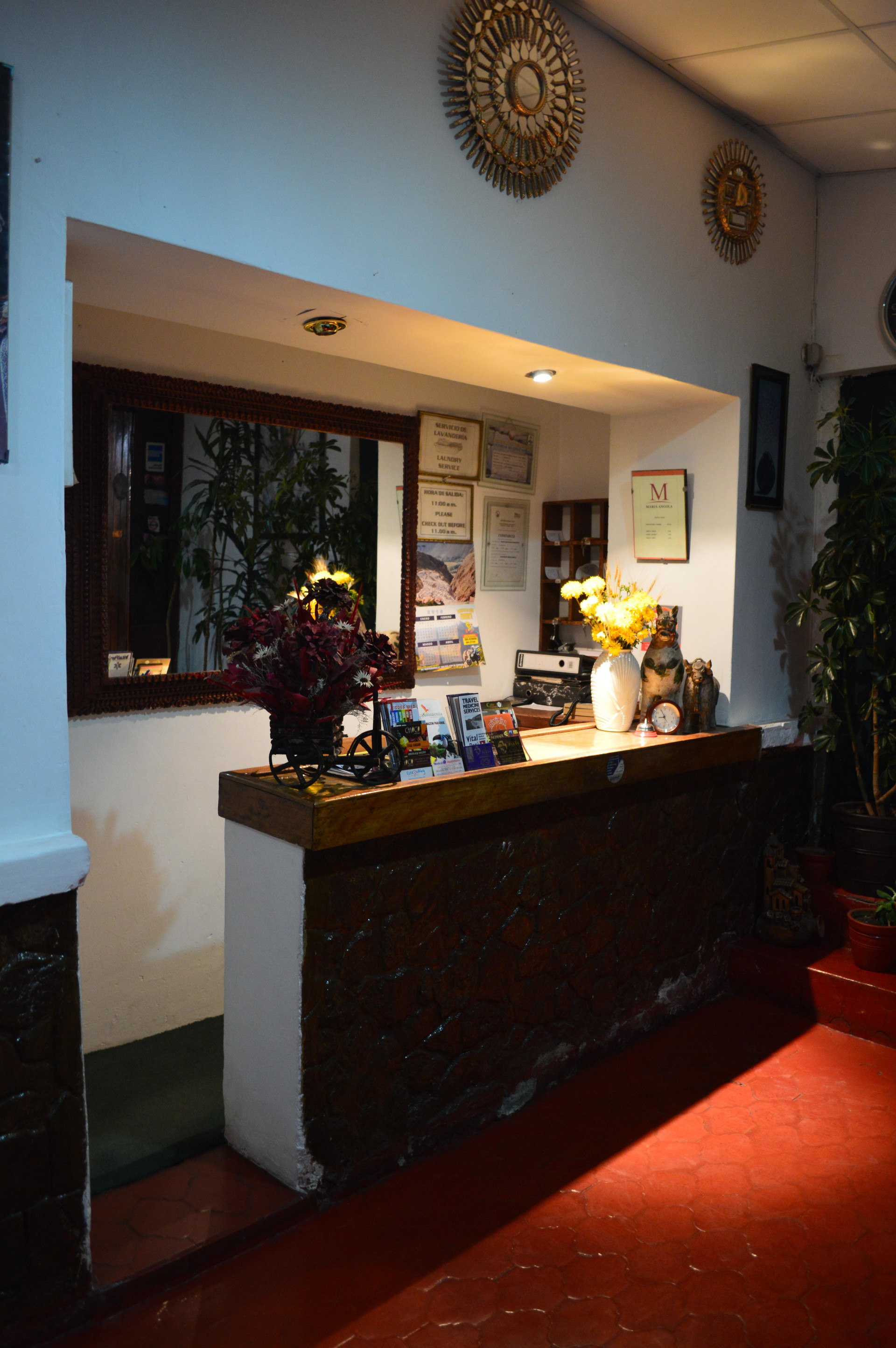 Varios Hostal María Angola